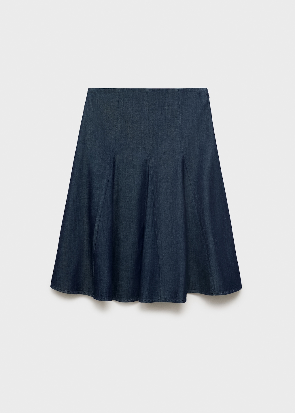Pleated denim skirt