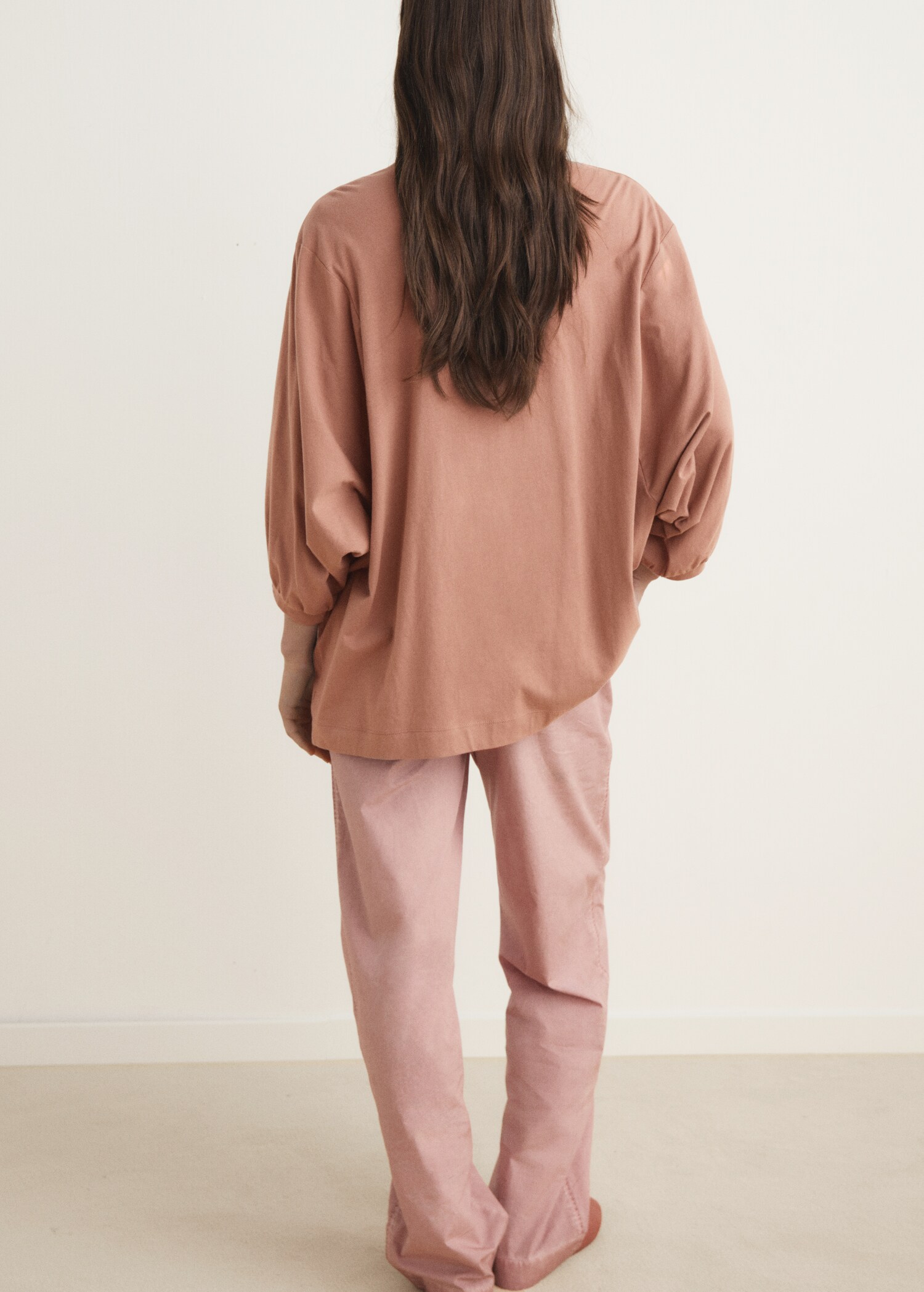 Pyjama t-shirt with puffed sleeves - Reverse of the article