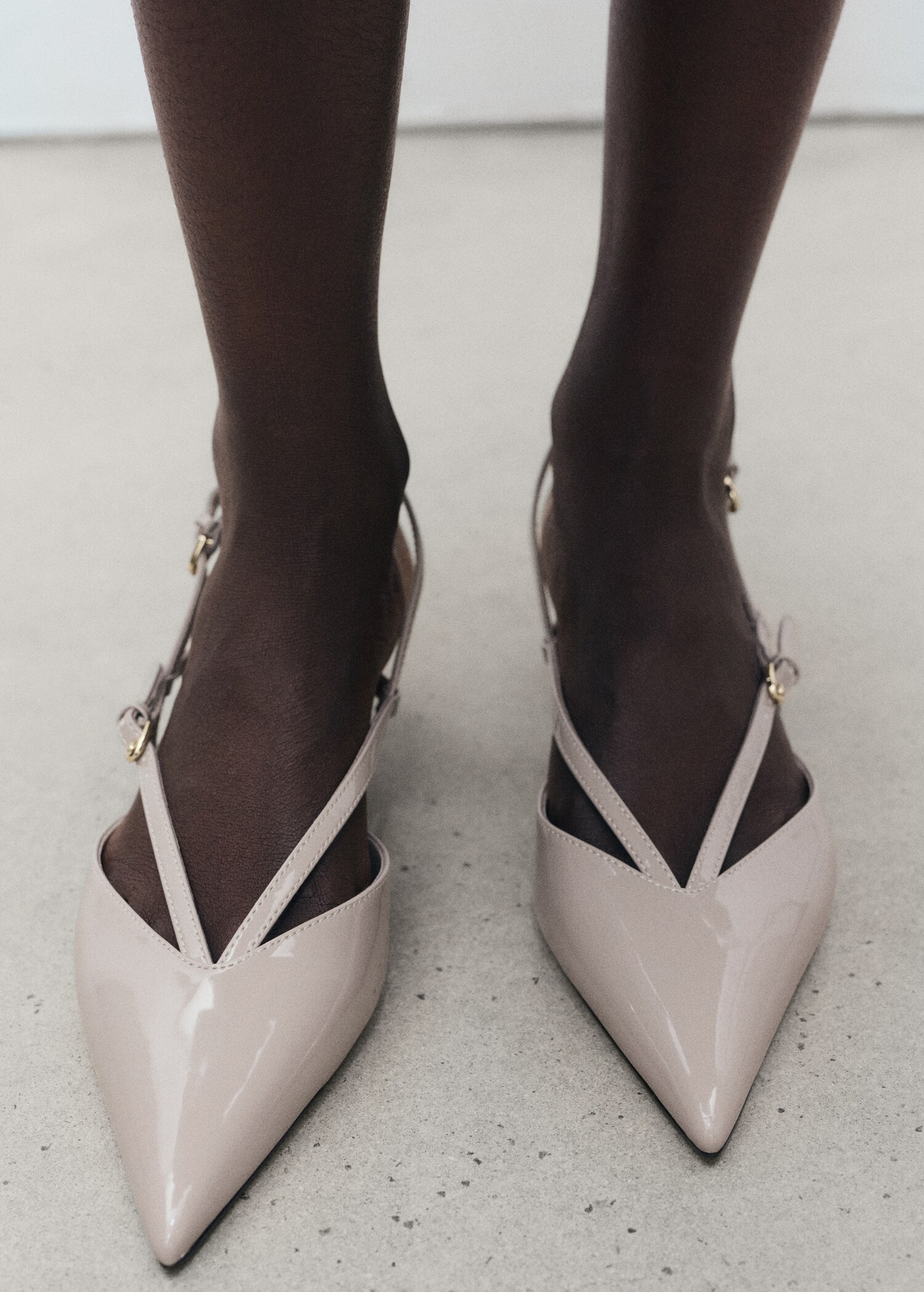 Kitten heel strappy shoe - Details of the article 9