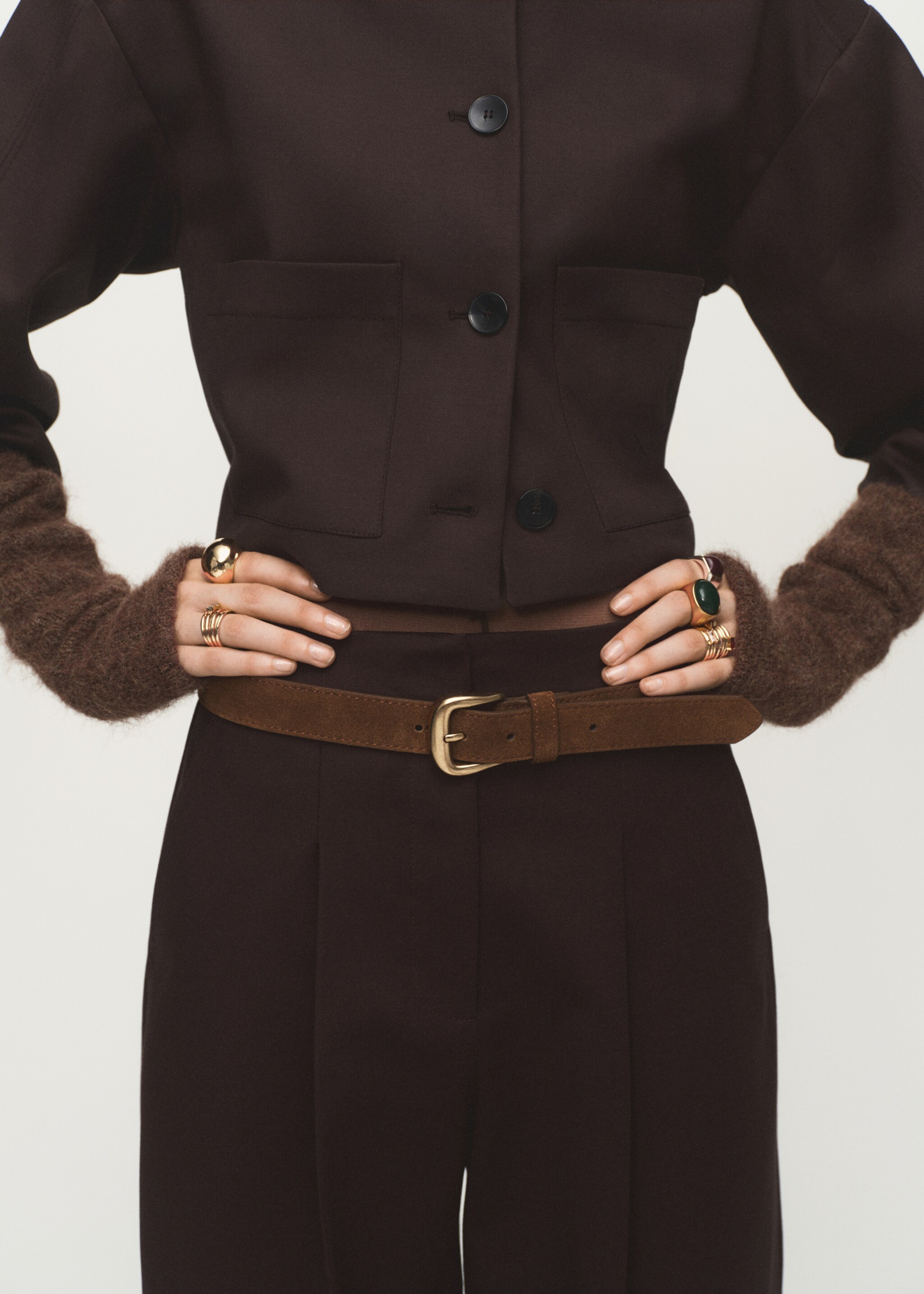 Veste crop poches - Plan moyen, Chocolat. Ref: 17044119-00.