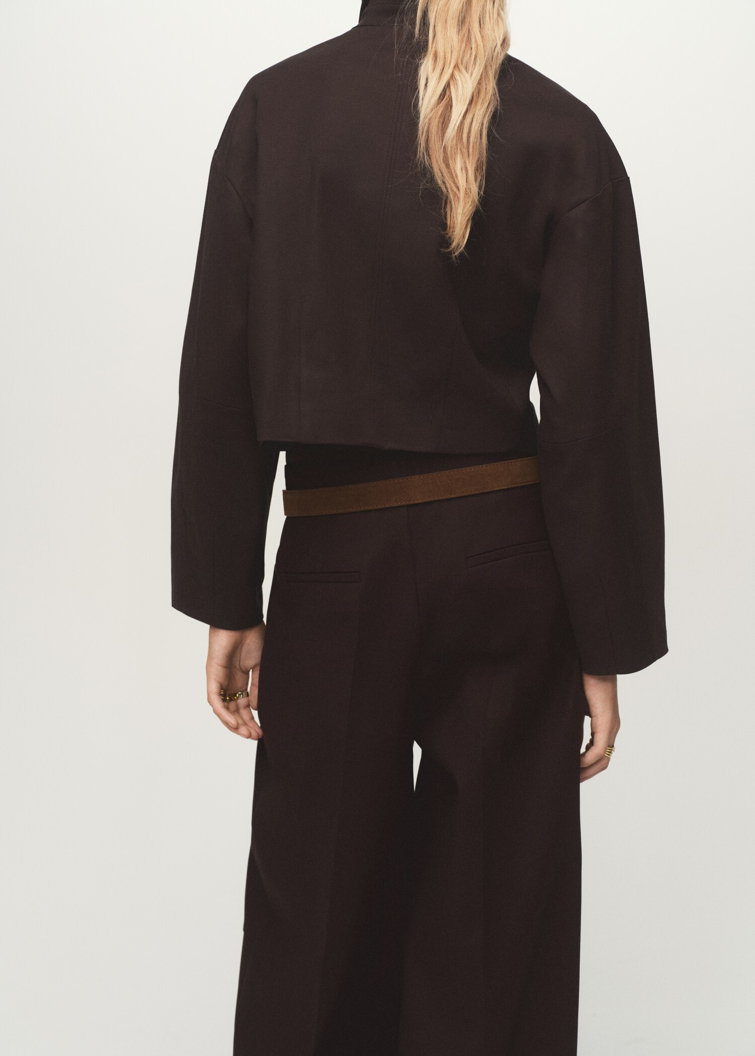 Chaqueta crop bolsillos - Reverso del artículo