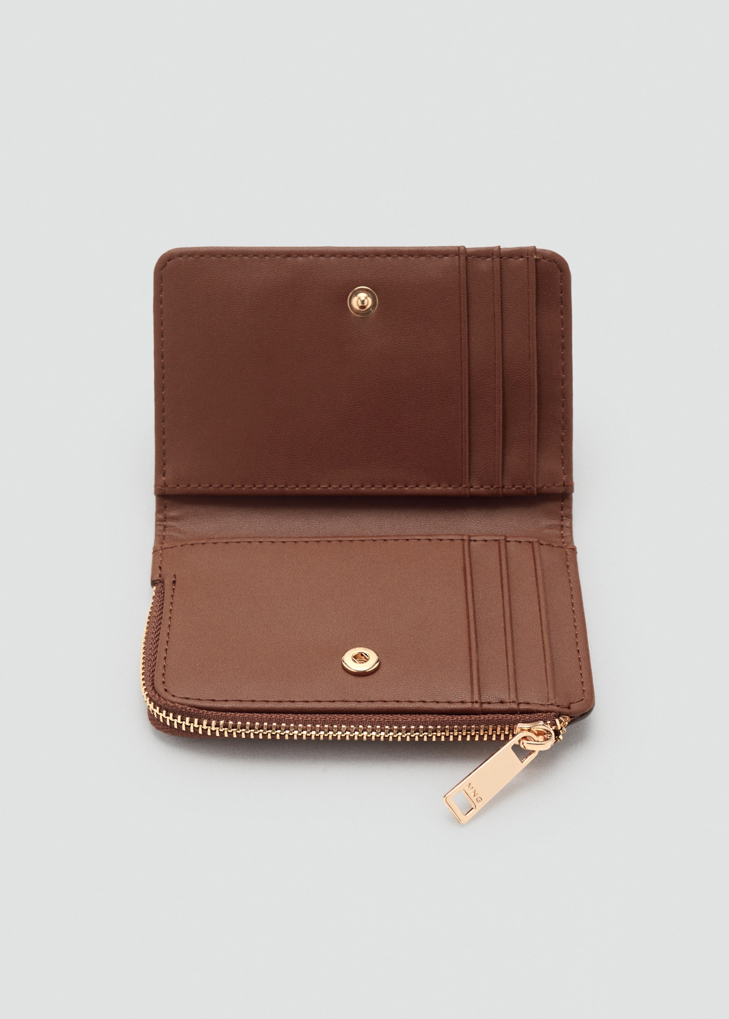 Billetera pequeña estampado logo MANGO El Salvador