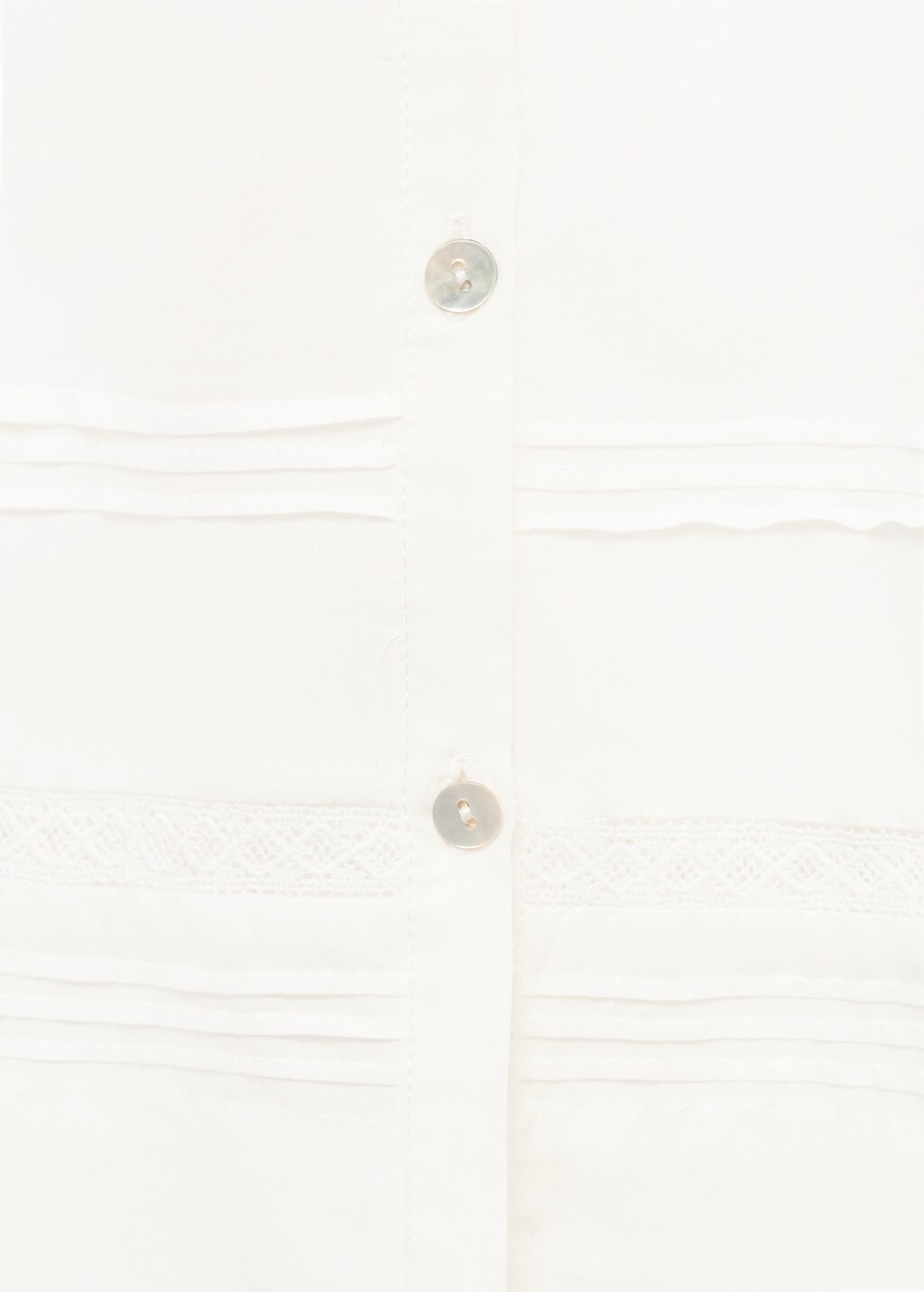 Cotton nightgown with lace detail