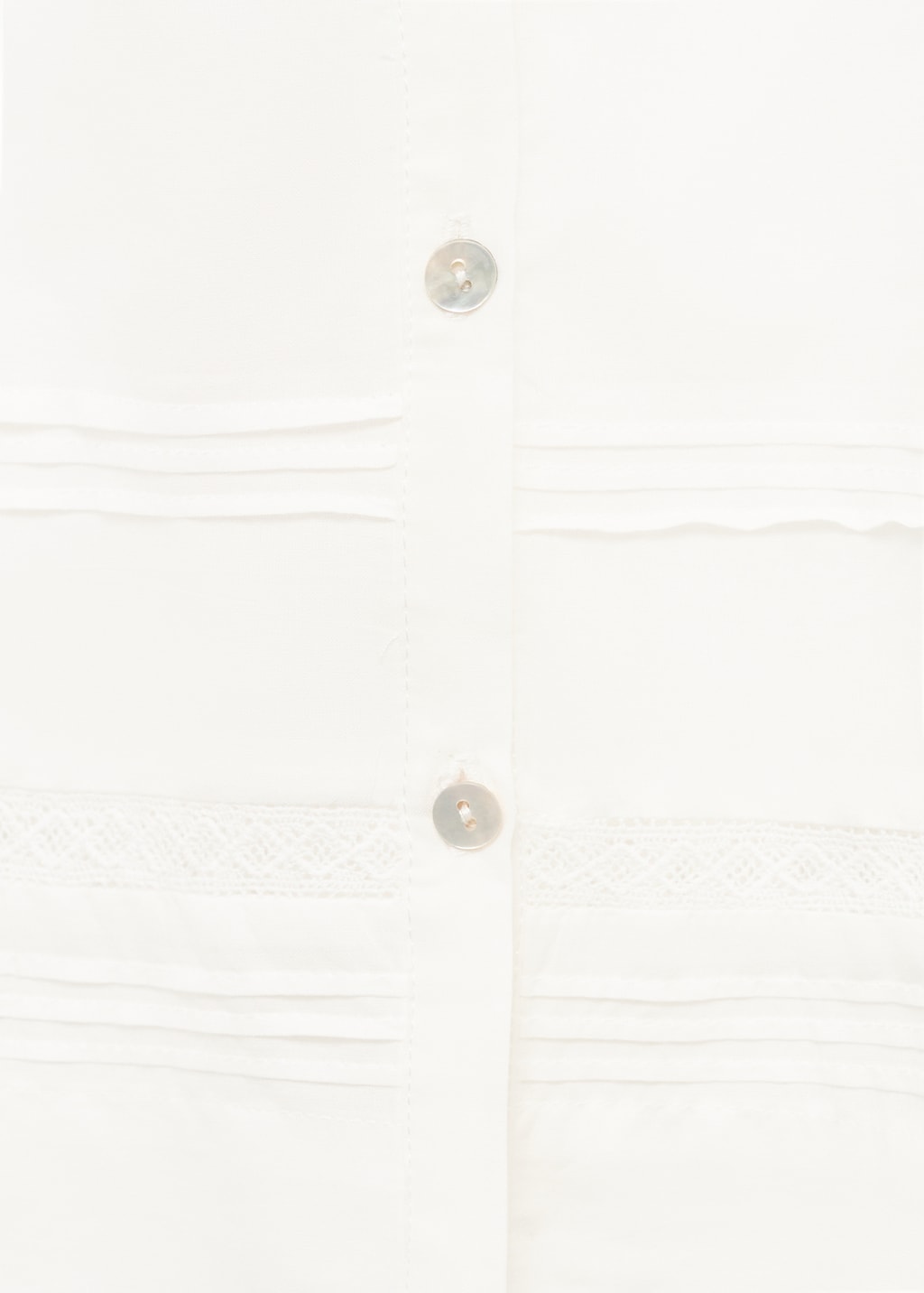 Cotton nightgown with lace detail