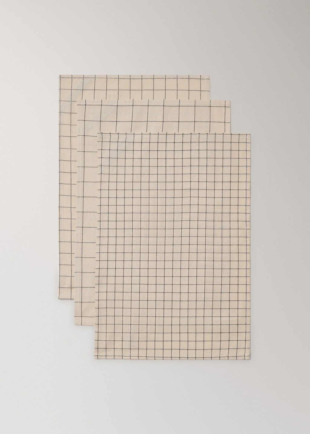 Check cotton kitchen towels