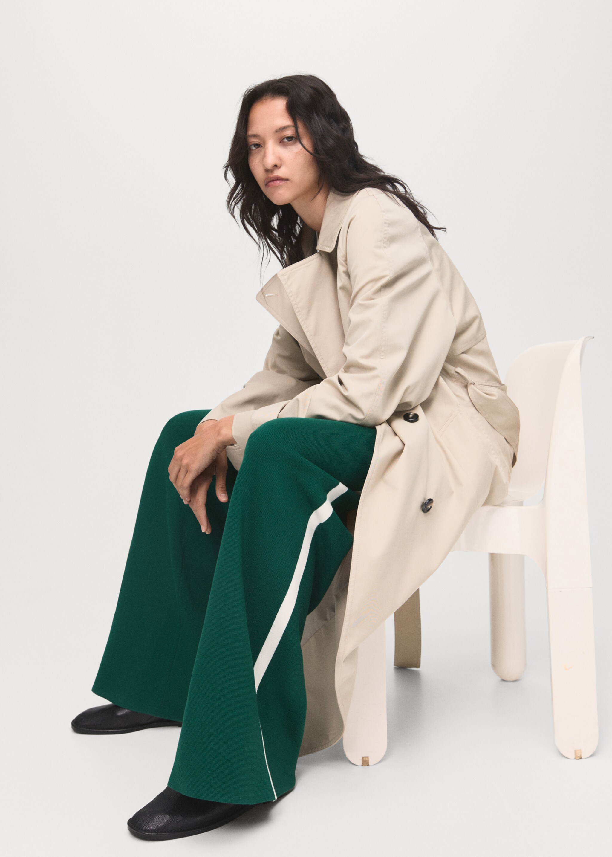 Fine-knit straight-fit trousers - Details of the article 2, Dark Green. Ref: 17044139-00.