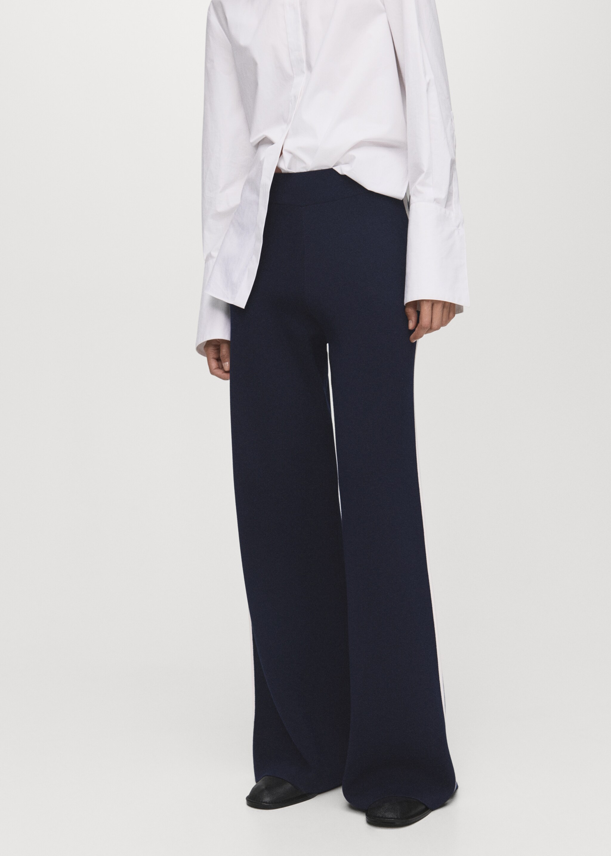 Fine-knit straight-fit trousers - Medium plane, Dark Navy. Ref: 17044139-00.