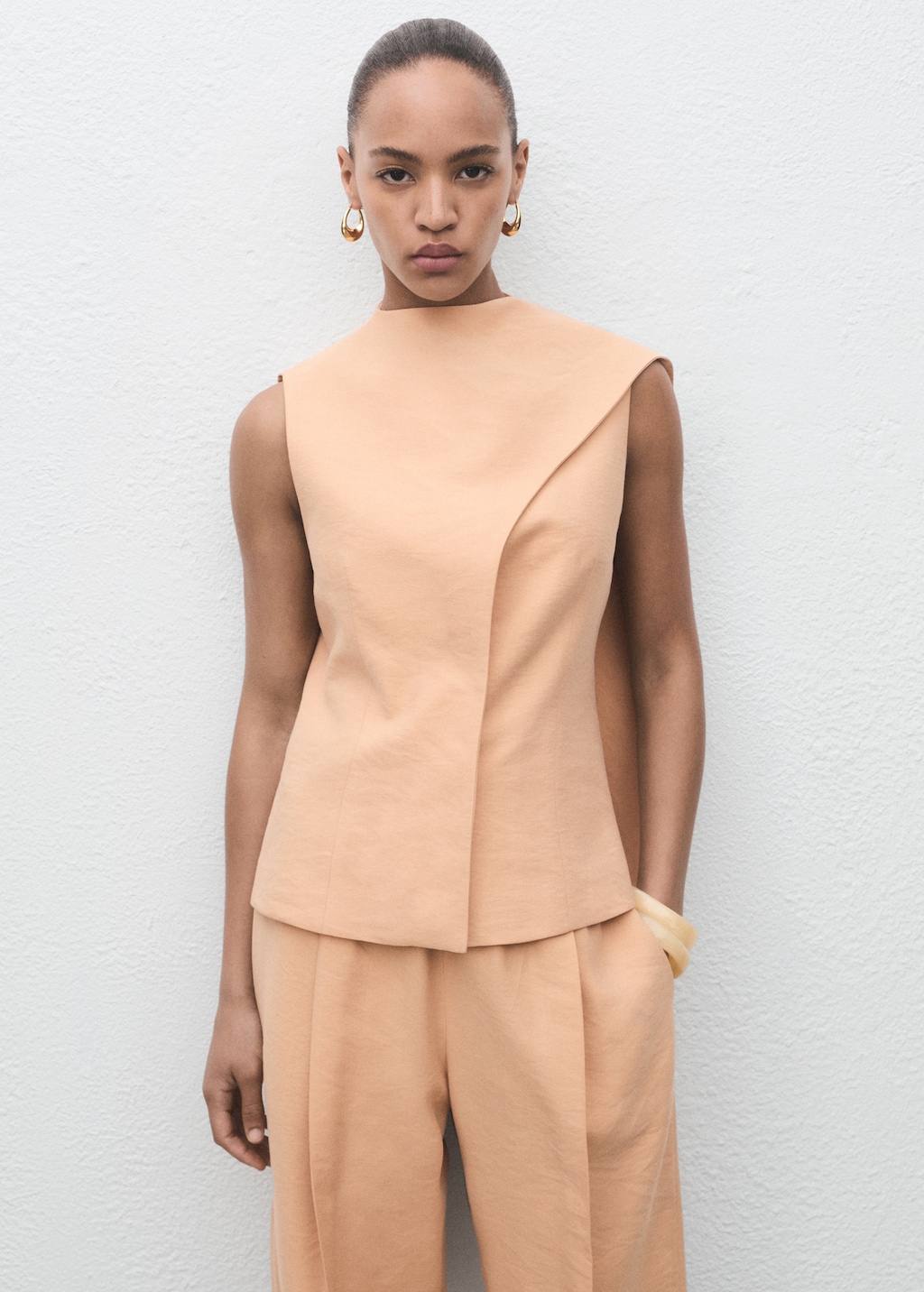 Asymmetrical foulard top