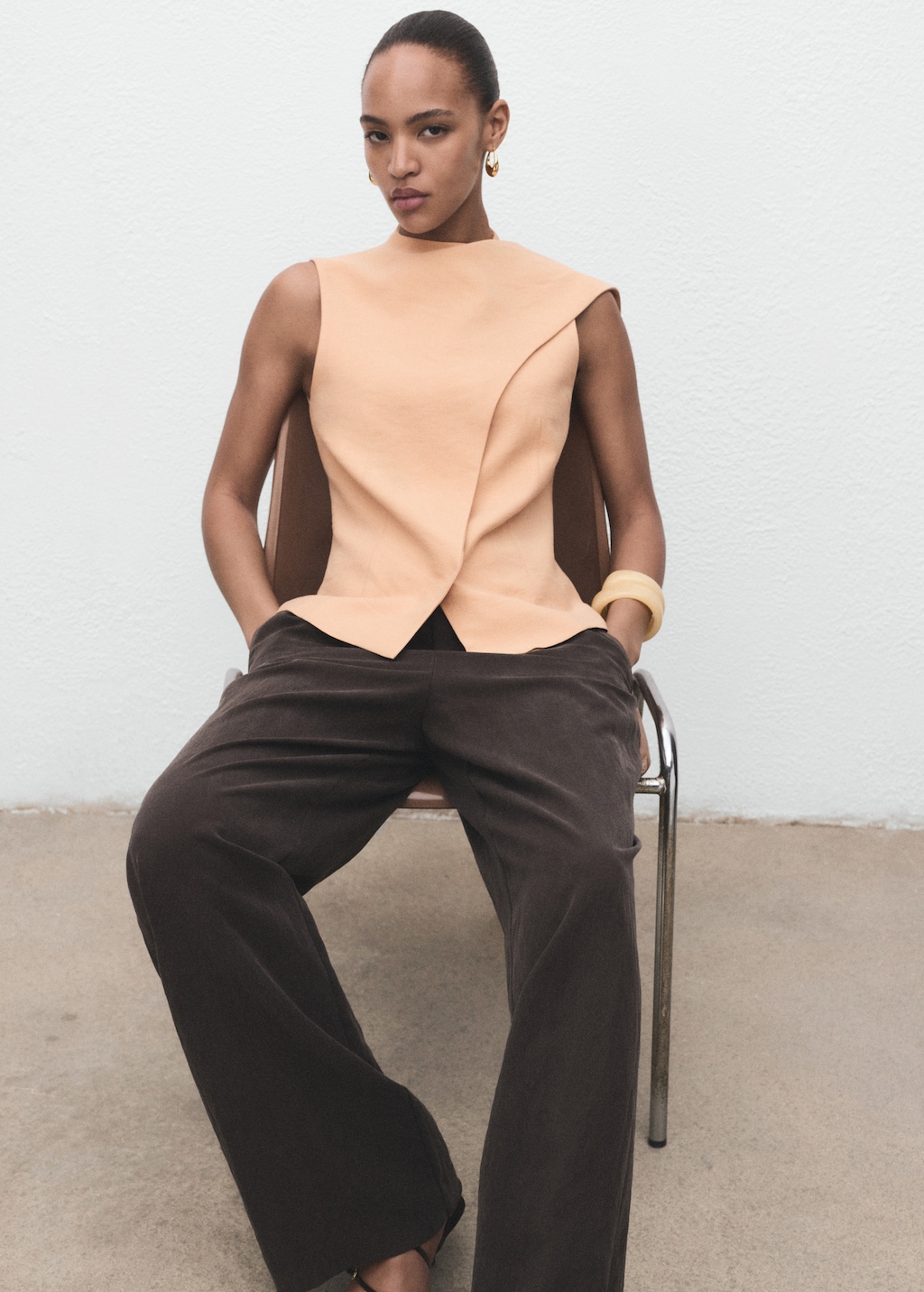 Asymmetrical foulard top