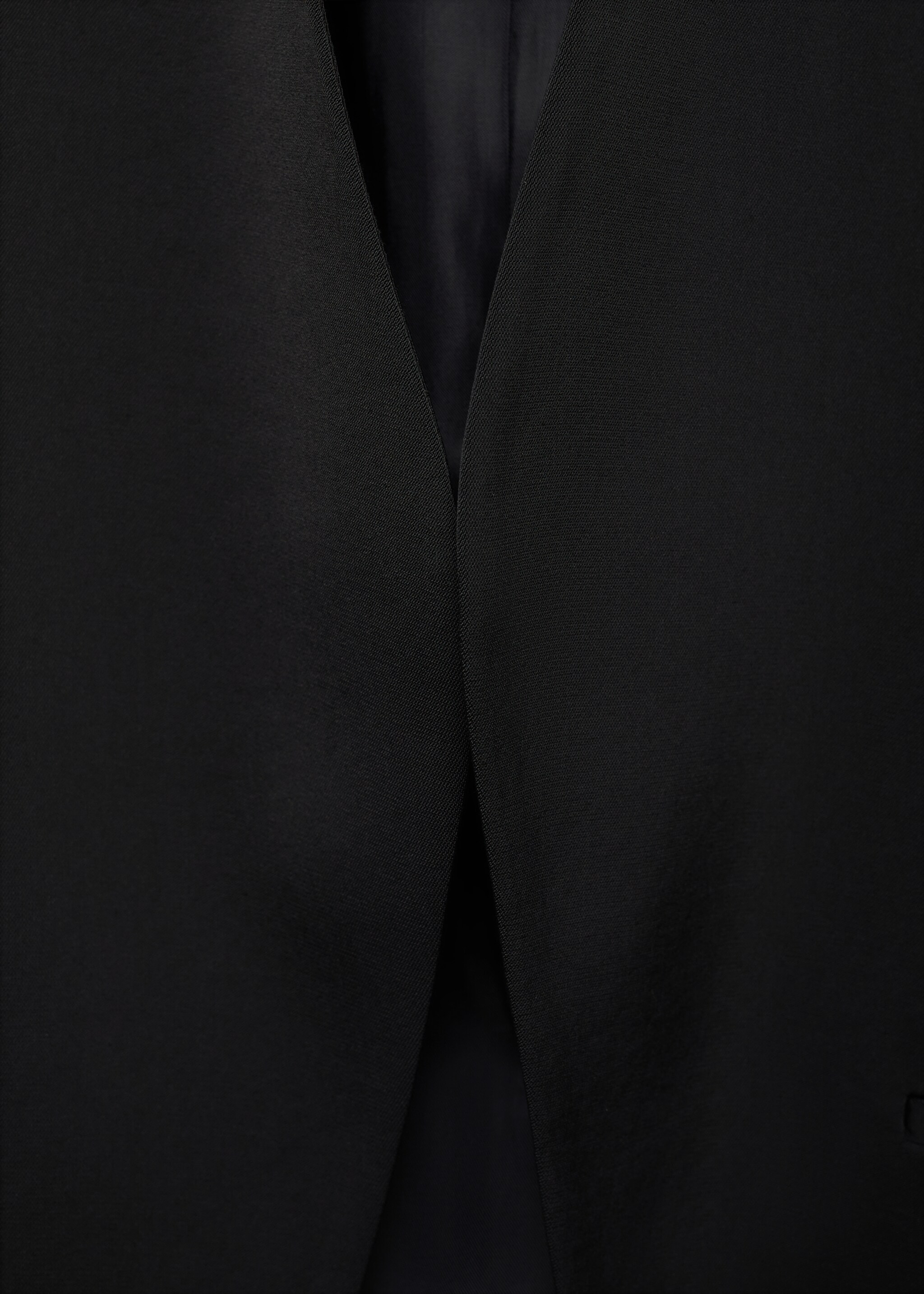 Double-breasted suit jacket - Details of the article 8, Black. Ref: 17044147-00.