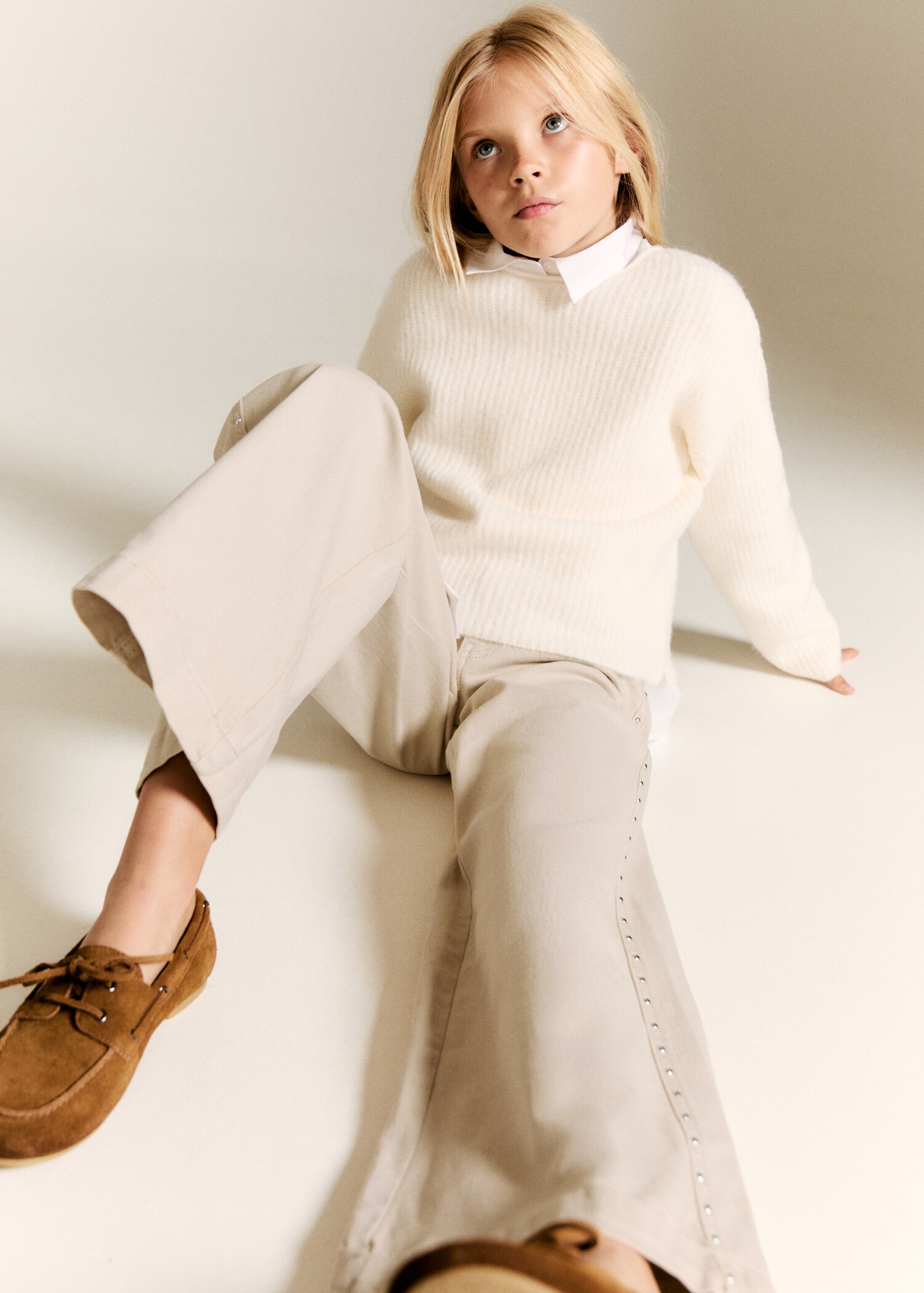 Wide leg jeans with studs - Medium plane