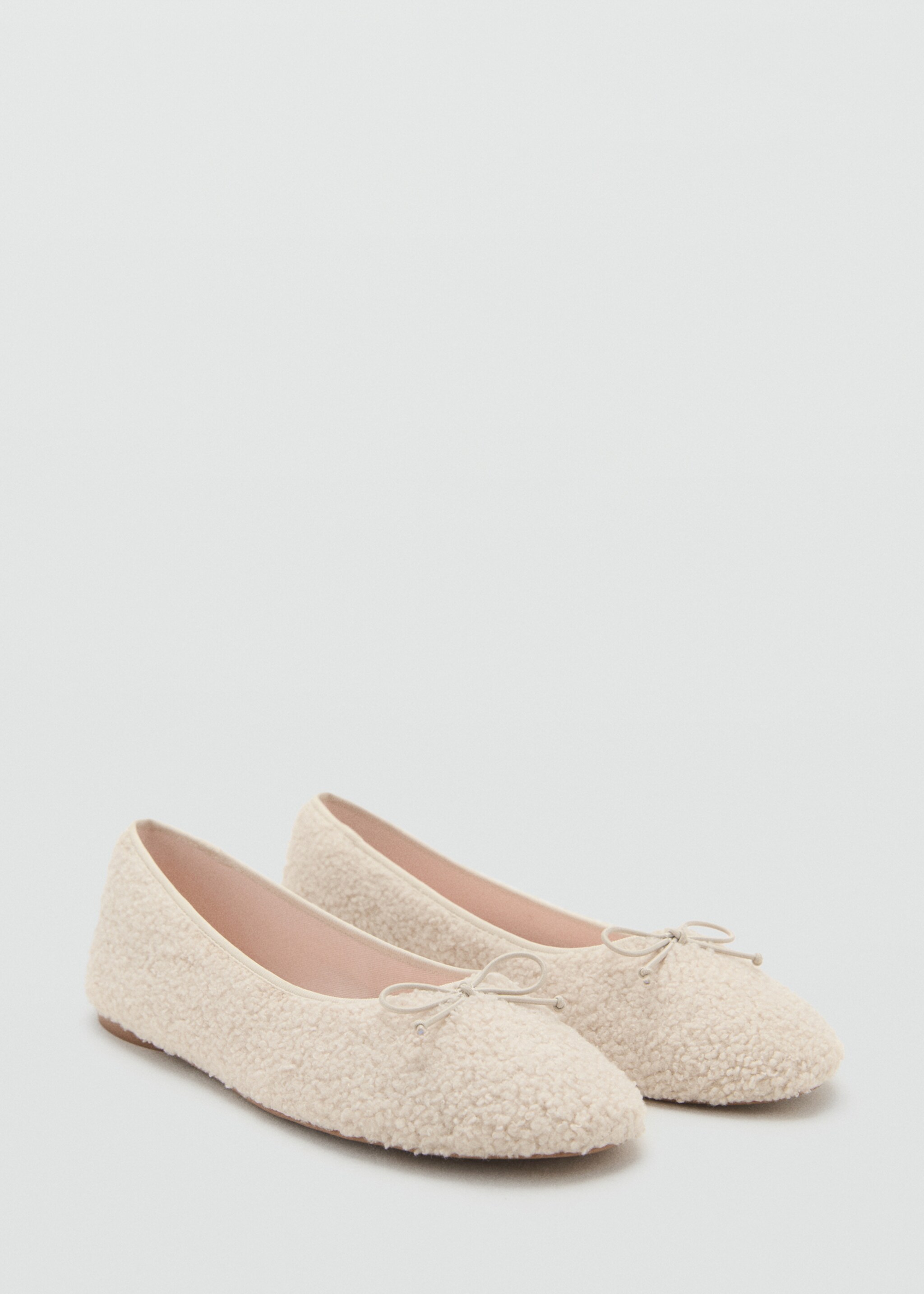 Sheepskin ballet flats - Medium plane, Off White. Ref: 17044412-00.