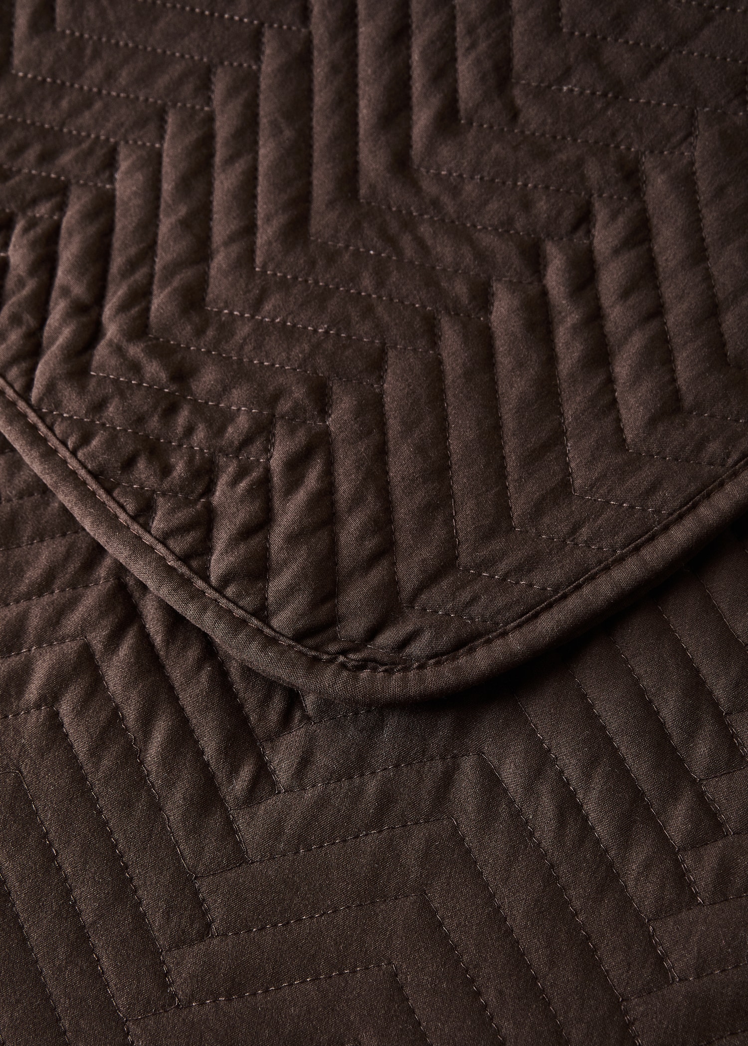 Soft-touch microfiber duvet with herringbone pattern Superking bed - Detaljer om artikeln 1