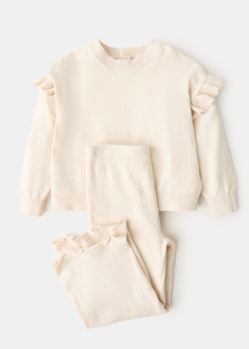 Ruffle knitted sweater