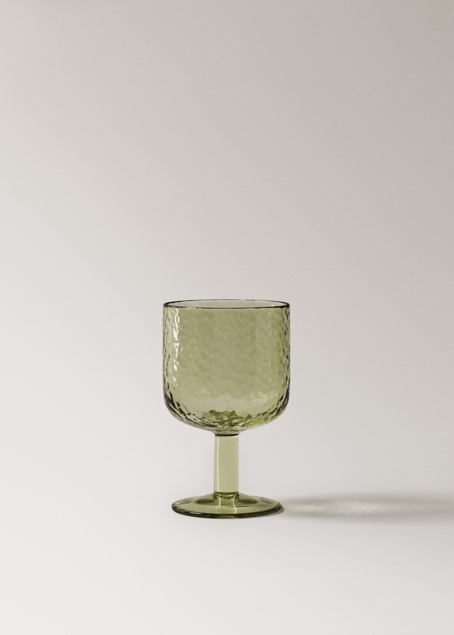 Hammered glass cup - Artykuł bez modela/modelki