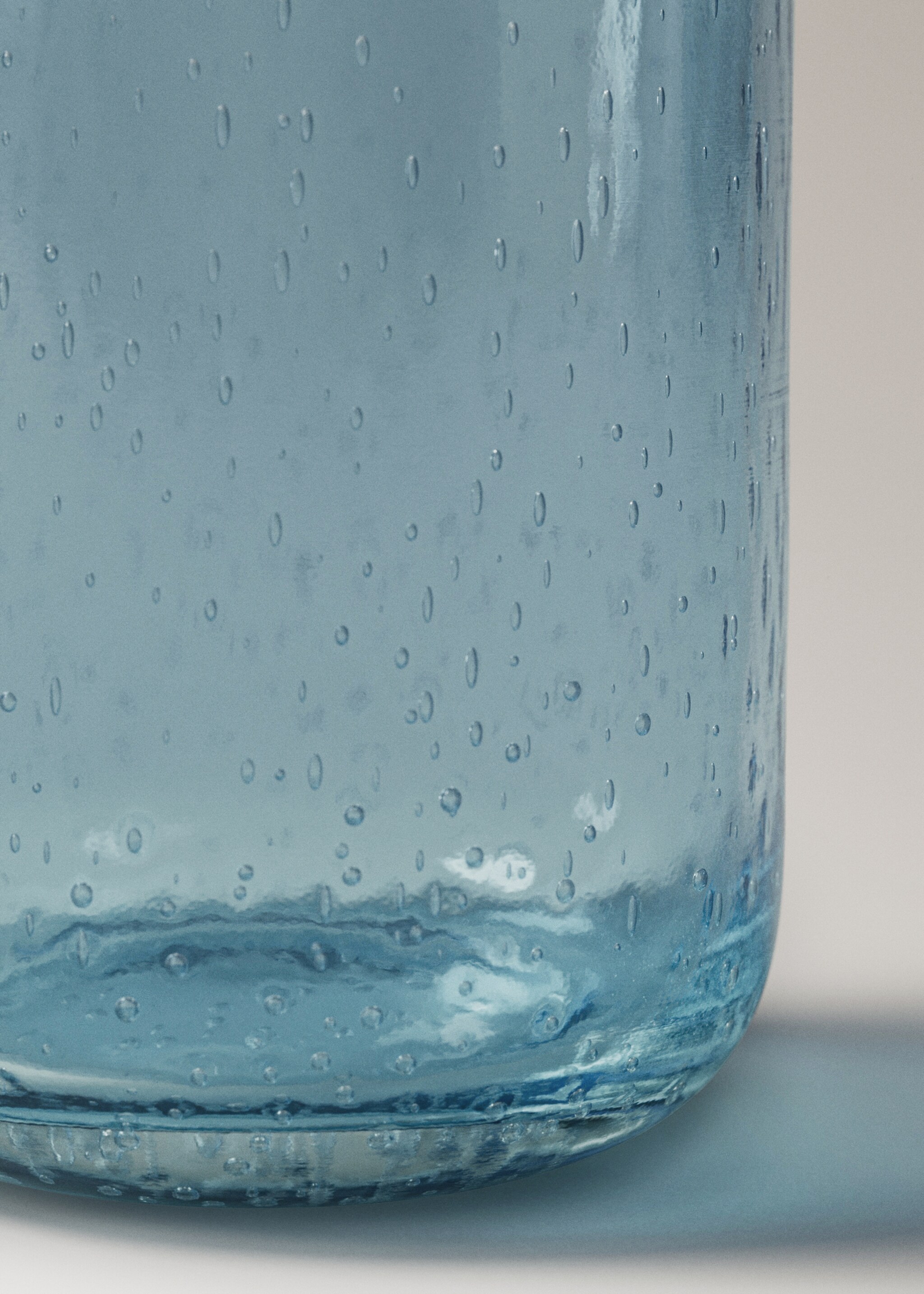 Bubble design glass tumbler - Details of the article 1, Purple. Ref: 17044441-00.