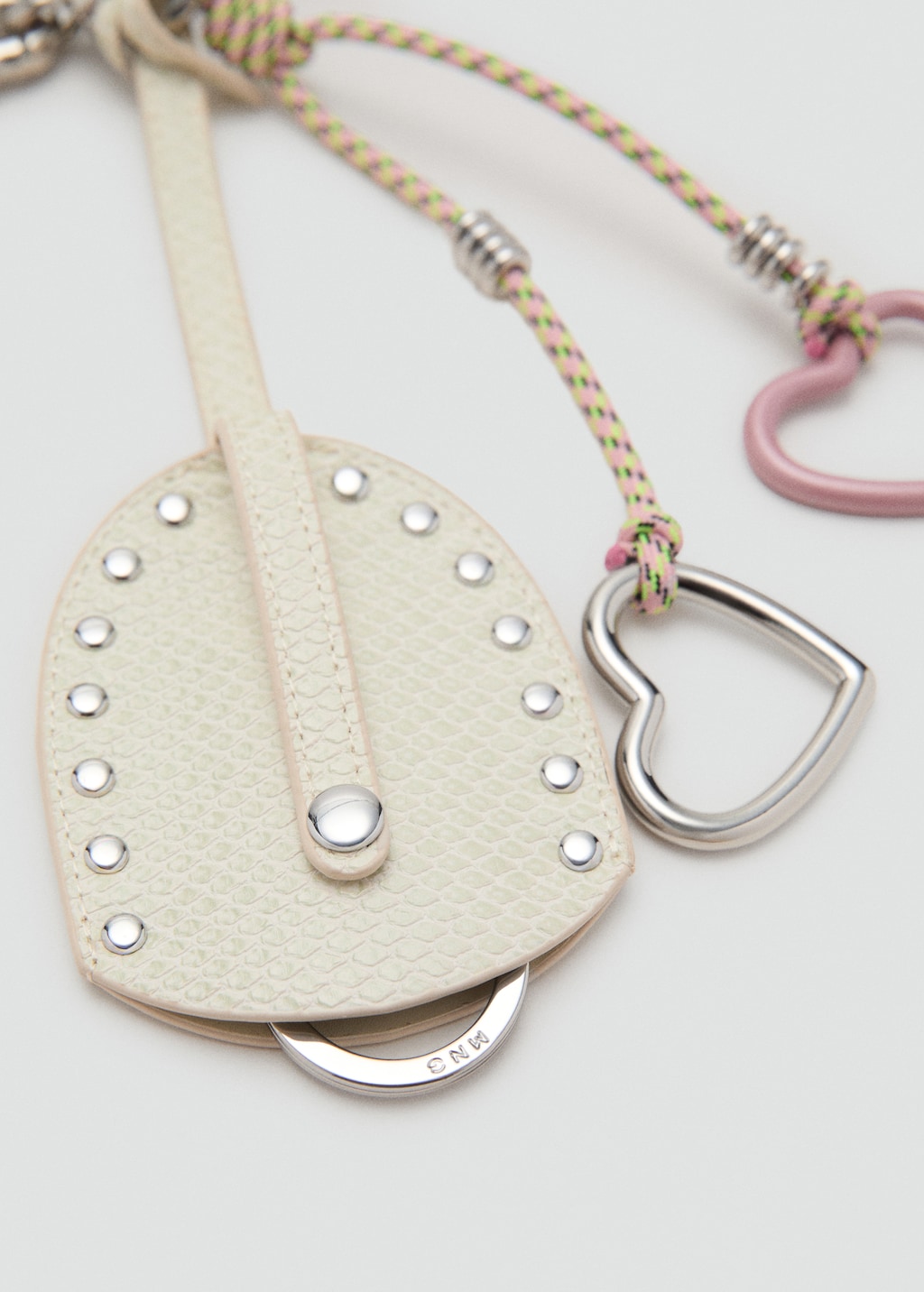 Bag with multi-charm keyring