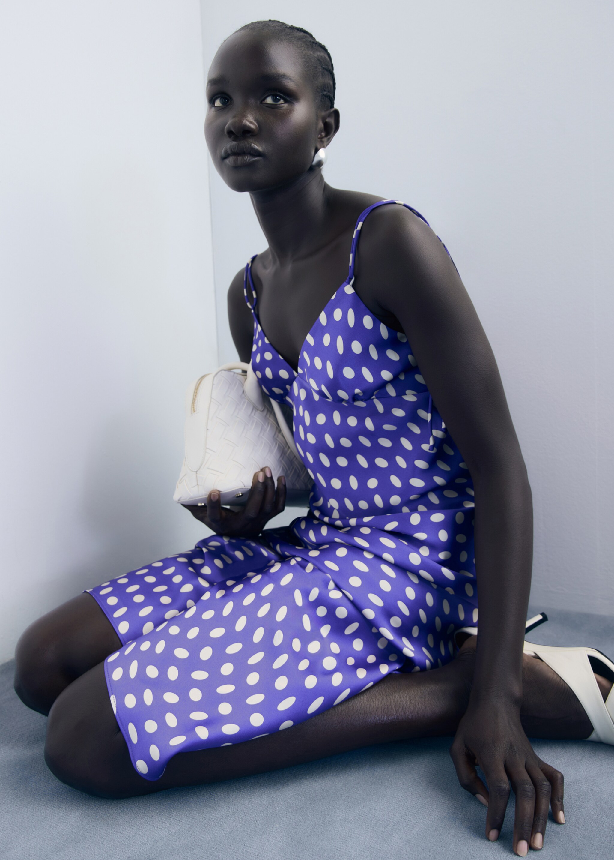 Polka-dot satin-finish dress - Details of the article 2, Blue. Ref: 17044448-00.