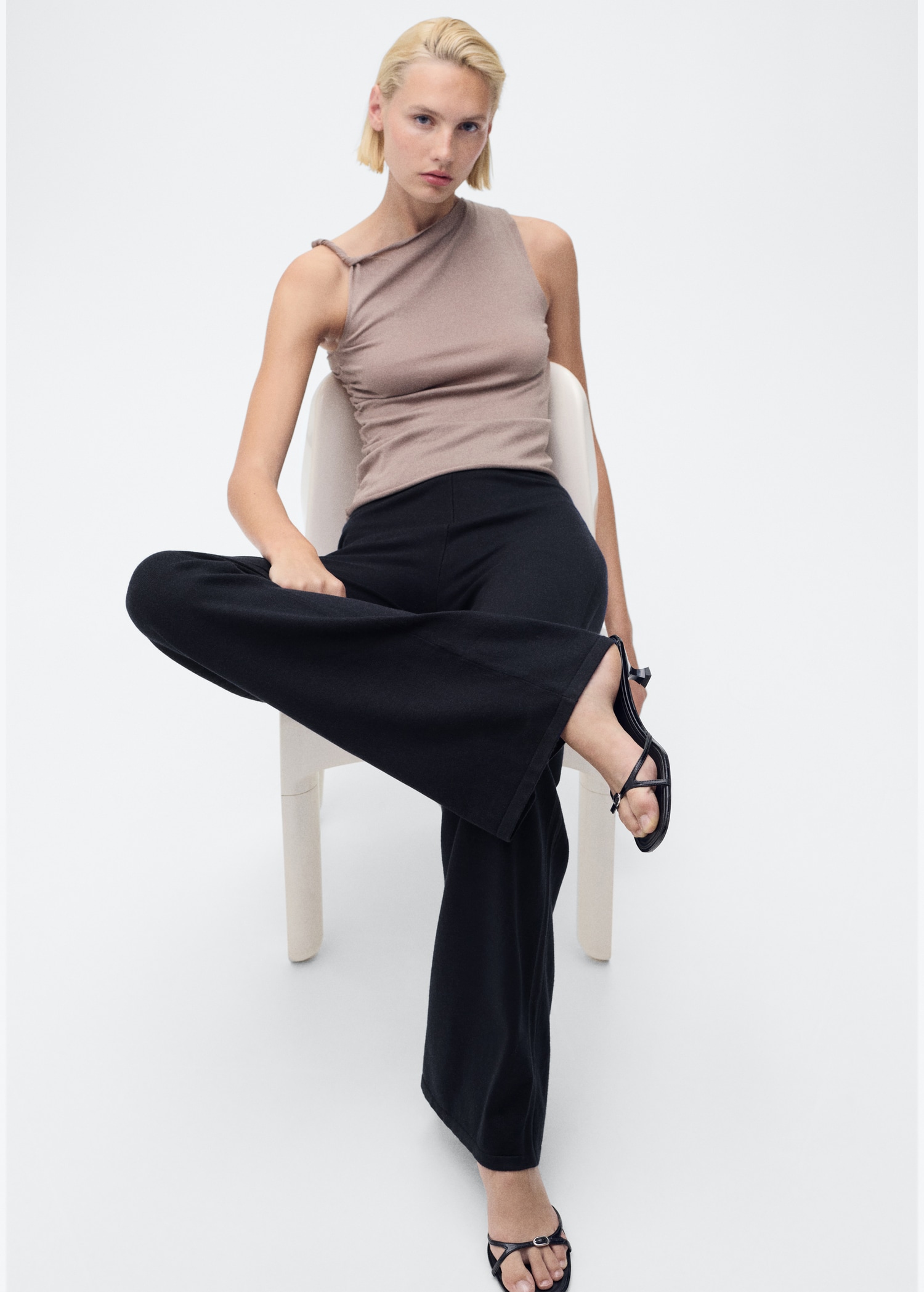Fine-knit wideleg trousers - Details of the article 2