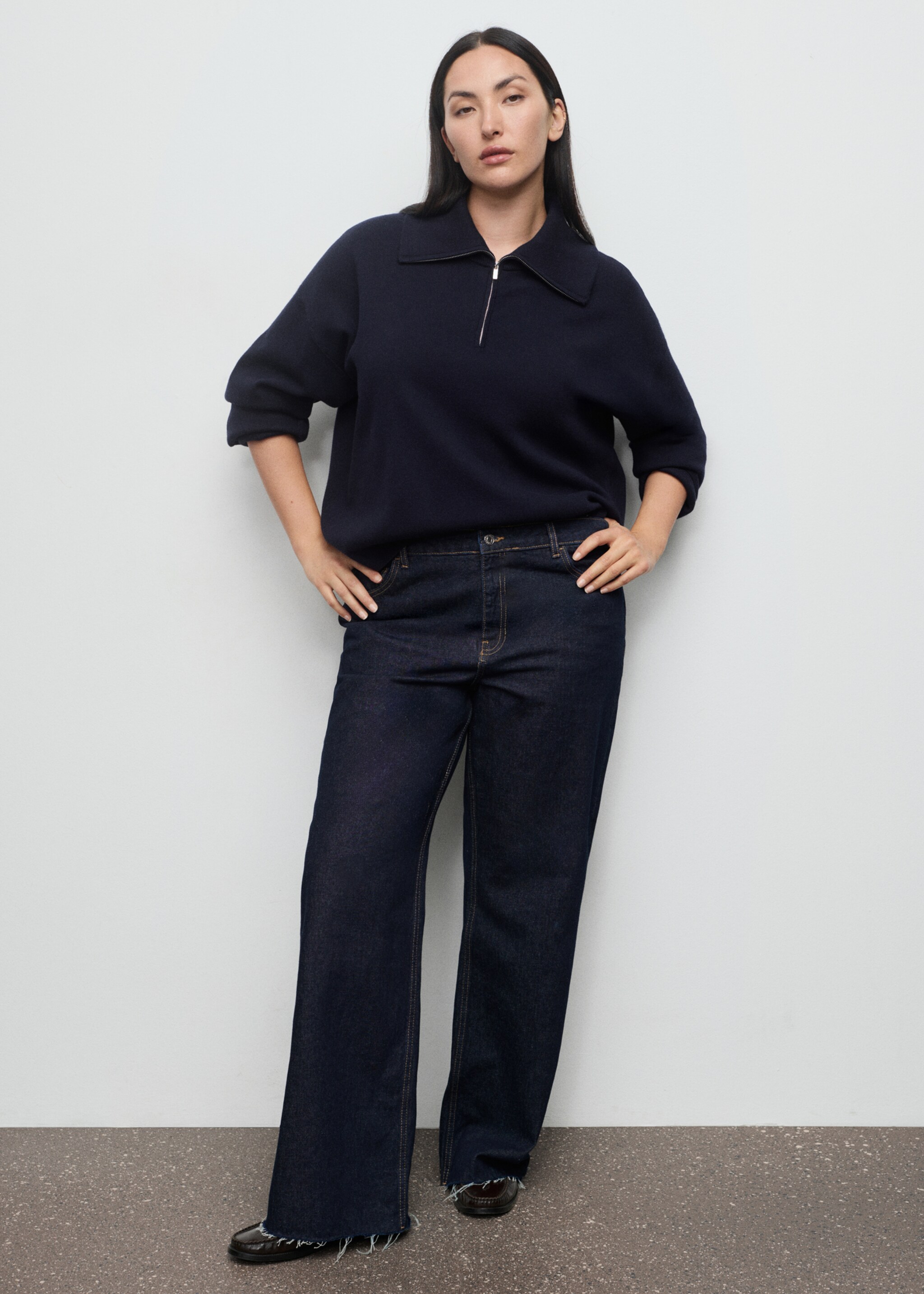 Knitted sweater with zip collar - Details of the article 3, Navy. Ref: 17044783-00.