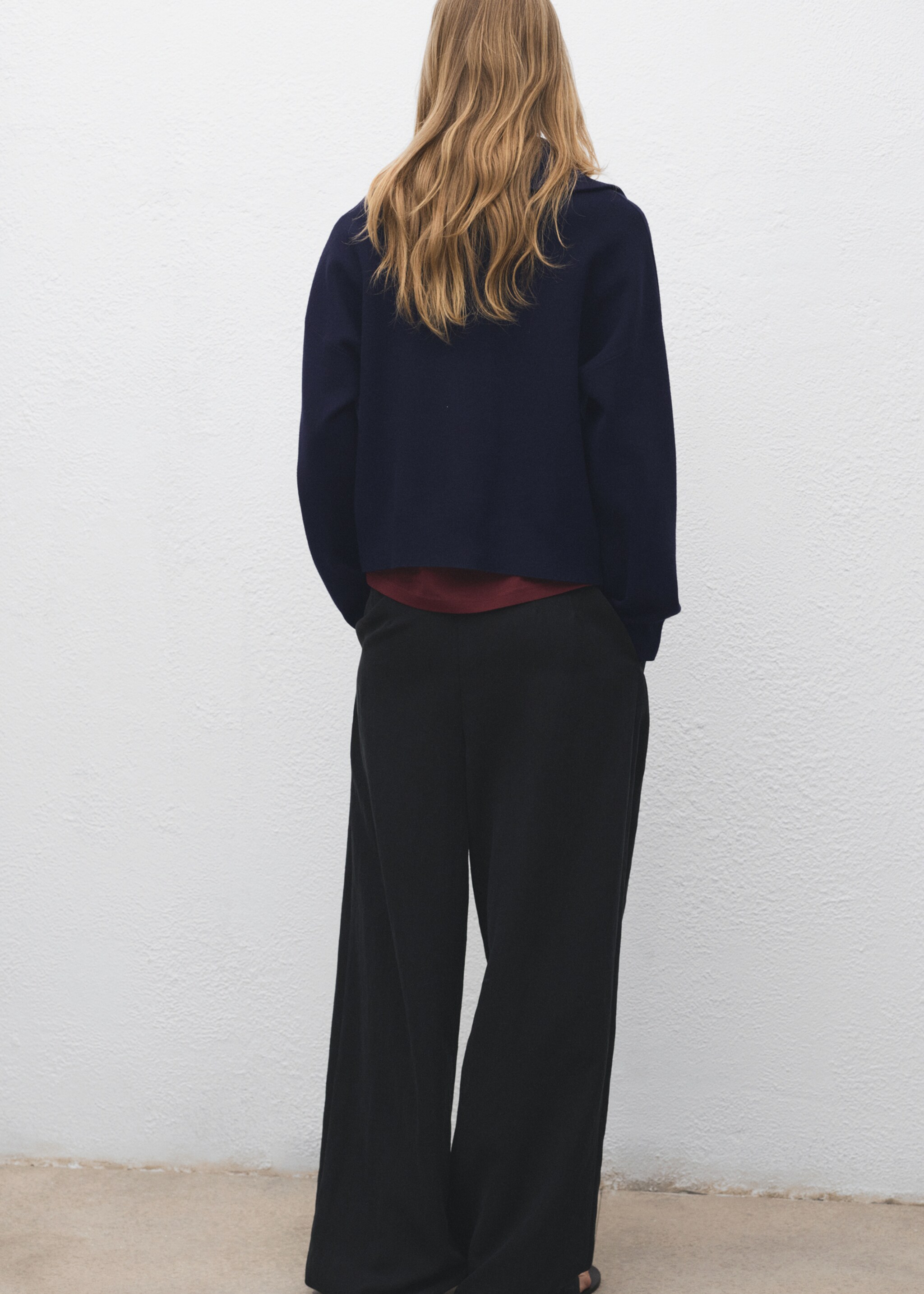 Knitted sweater with zip collar - Reverse of the article, Navy. Ref: 17044783-00.