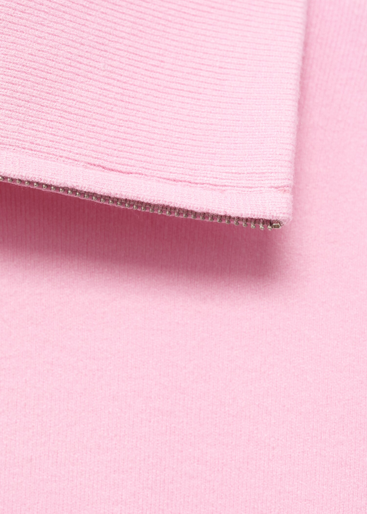 Knitted sweater with zip collar - Details of the article 0