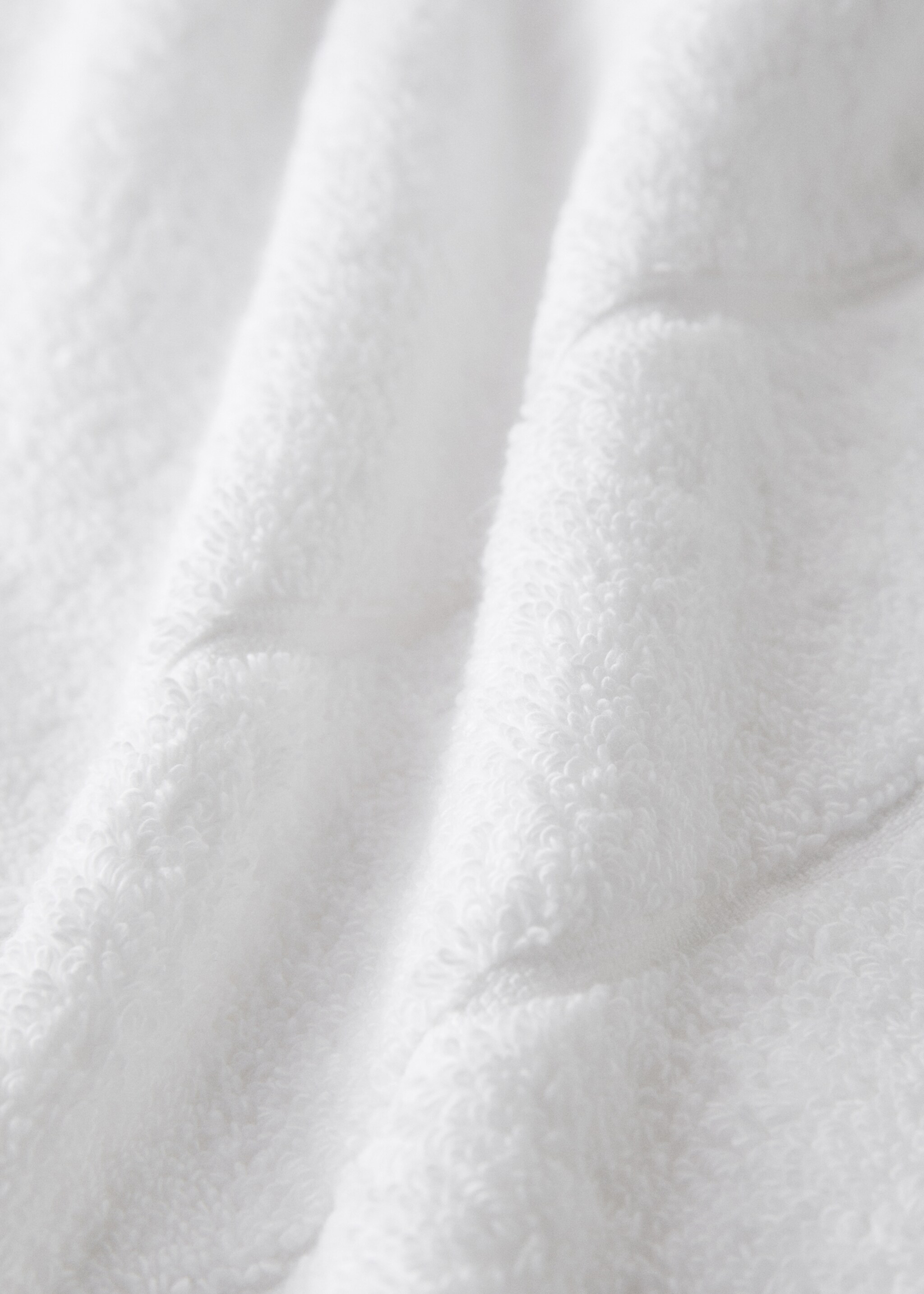 100% cotton face towel - Details of the article 2, White. Ref: 17044790-00.