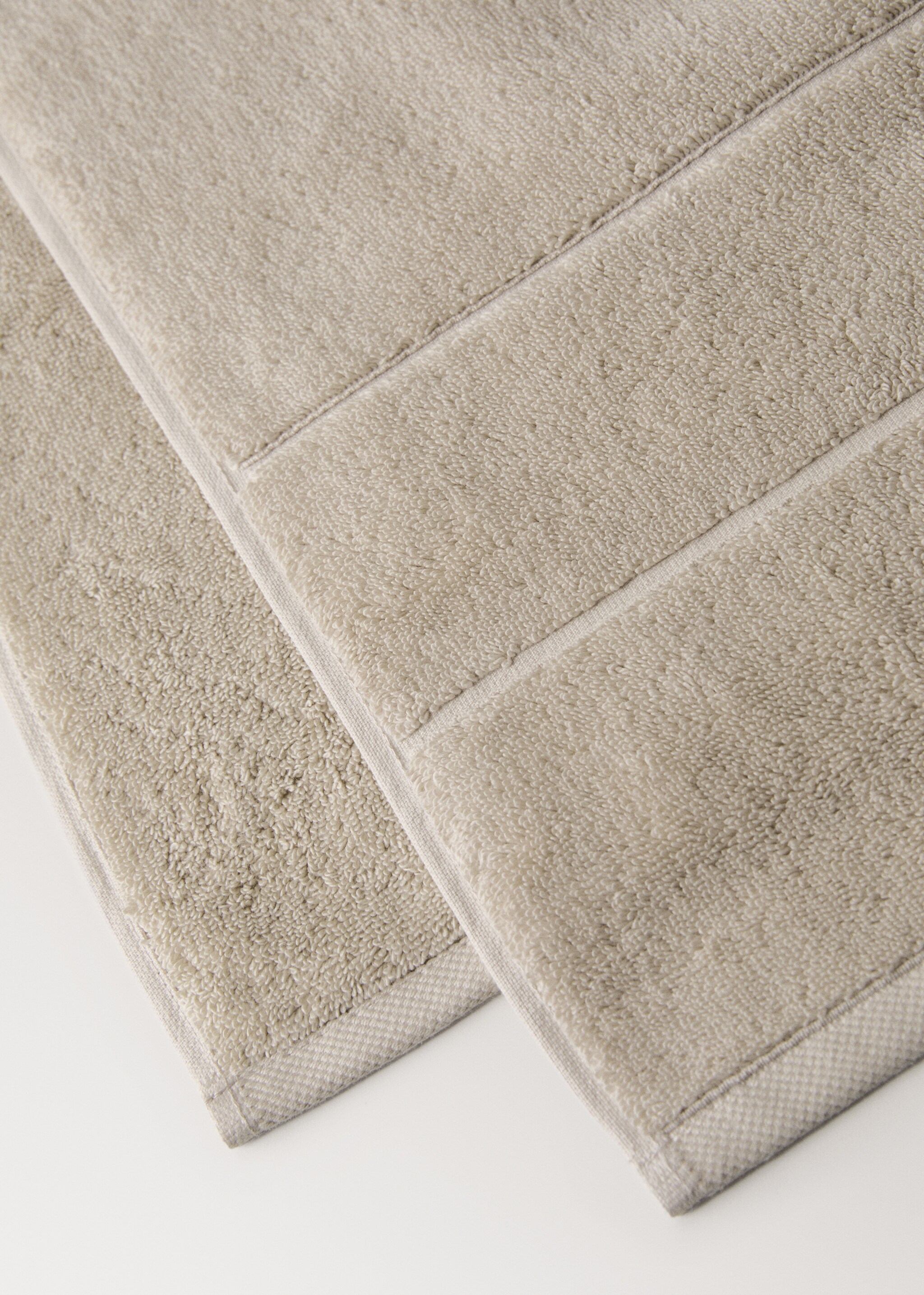 100% cotton face towel - Details of the article 2, Medium Brown. Ref: 17044790-00.