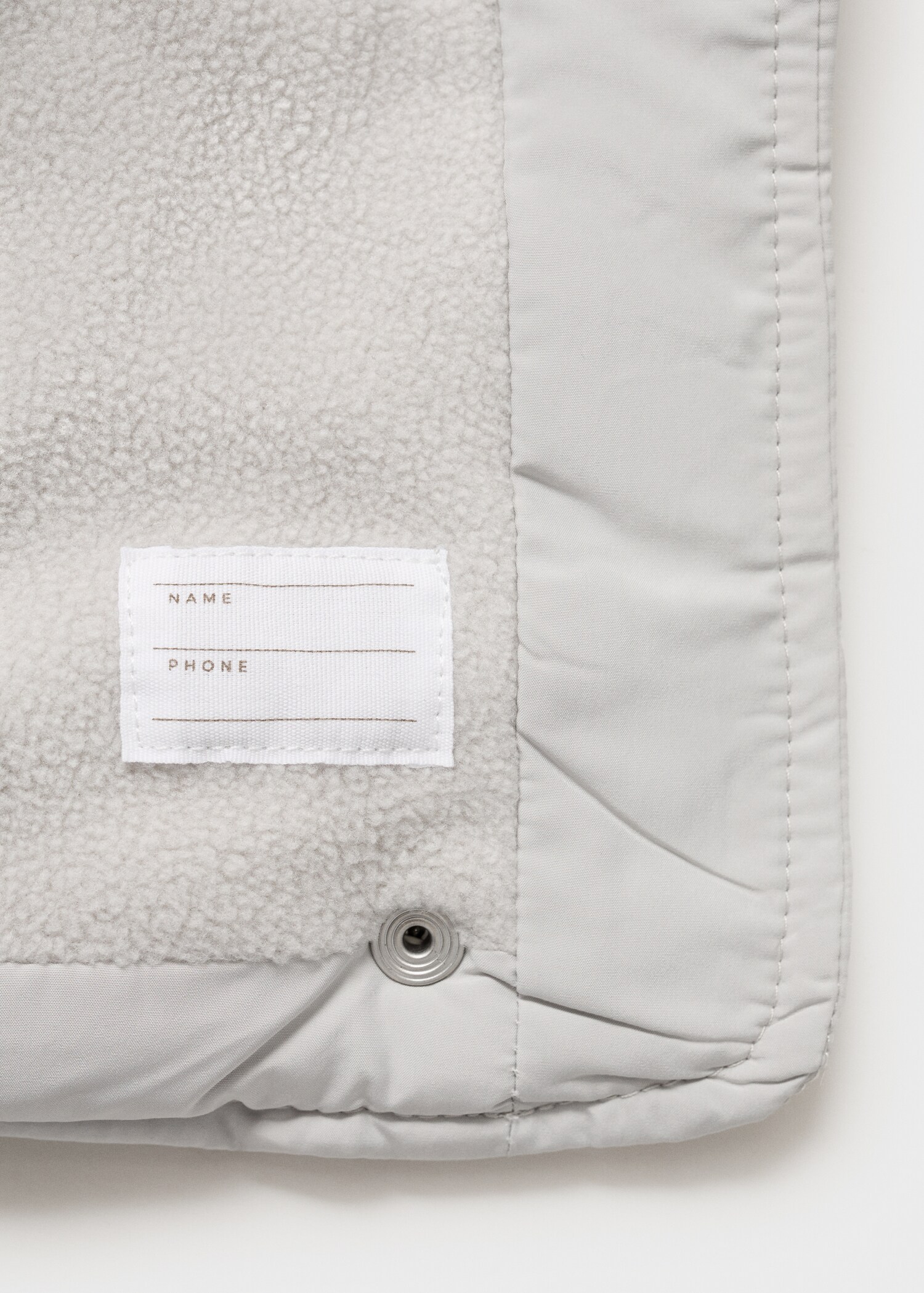 Hood quilted coat - Details of the article 0