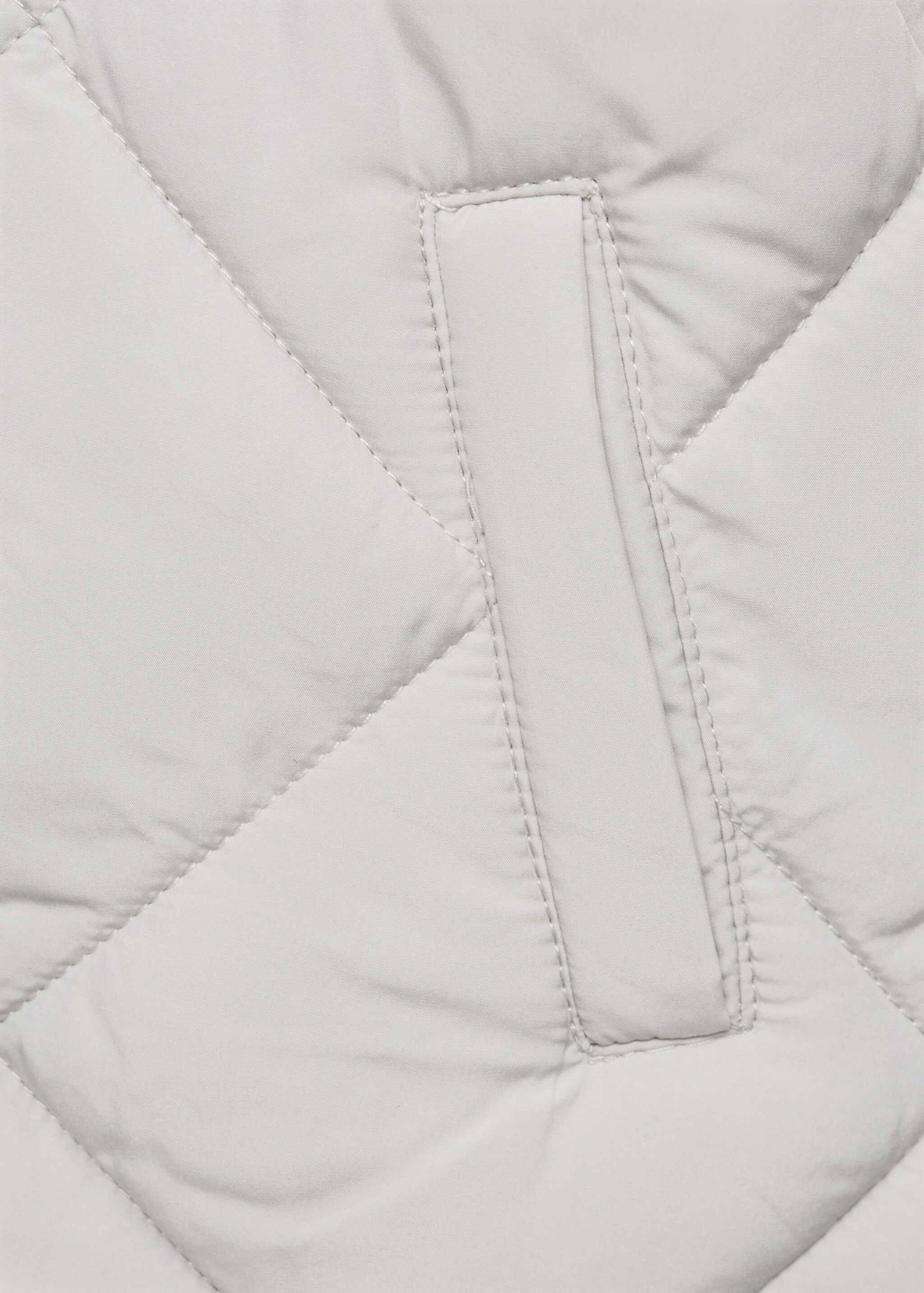 Anorak bone - Details of the article 8, Light/Pastel Grey. Ref: 17045142-00.