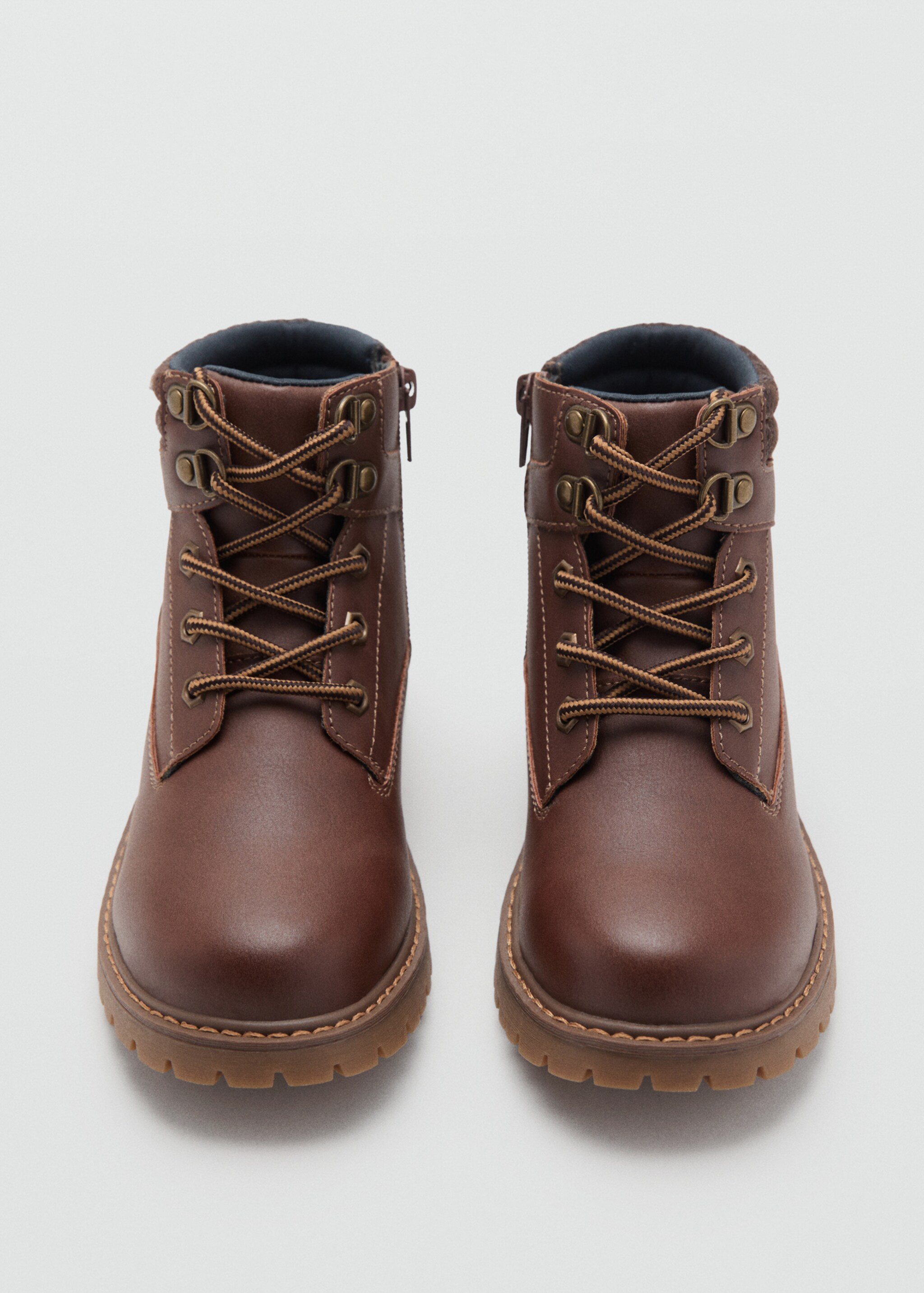 Lace-up mountain boots - Details of the article 3, Chocolate. Ref: 17045147-00.
