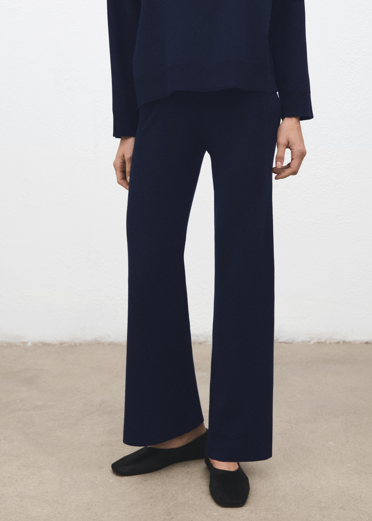 Straight knitted trousers - Main Image