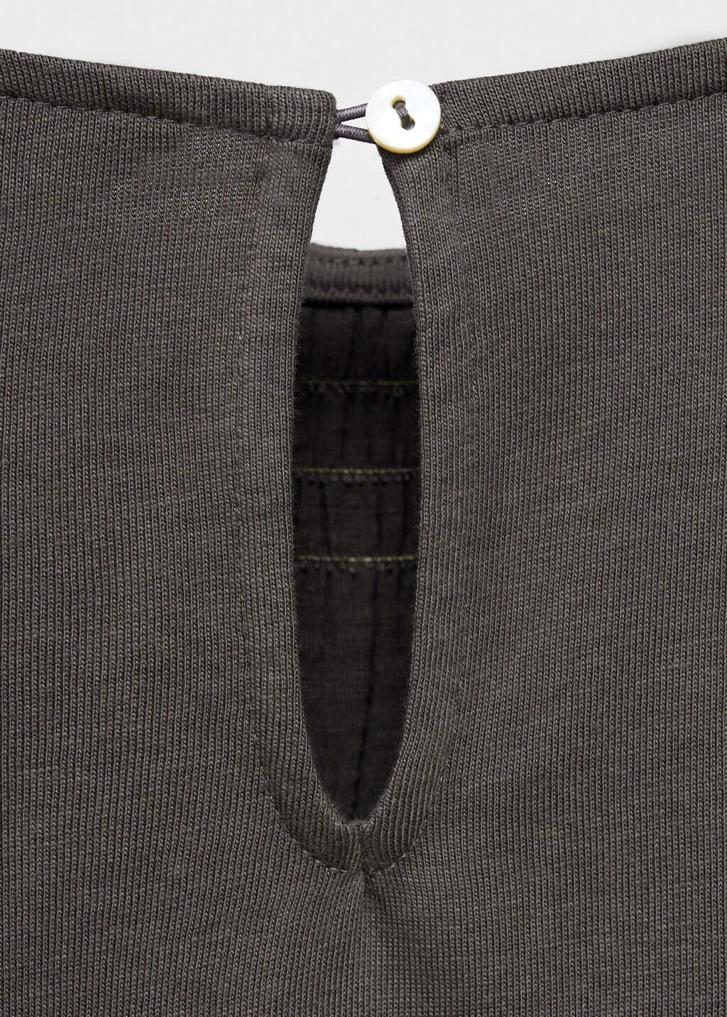 Long-sleeved t-shirt with ruffles