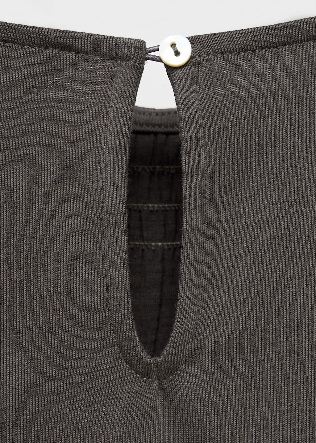 Long-sleeved t-shirt with ruffles