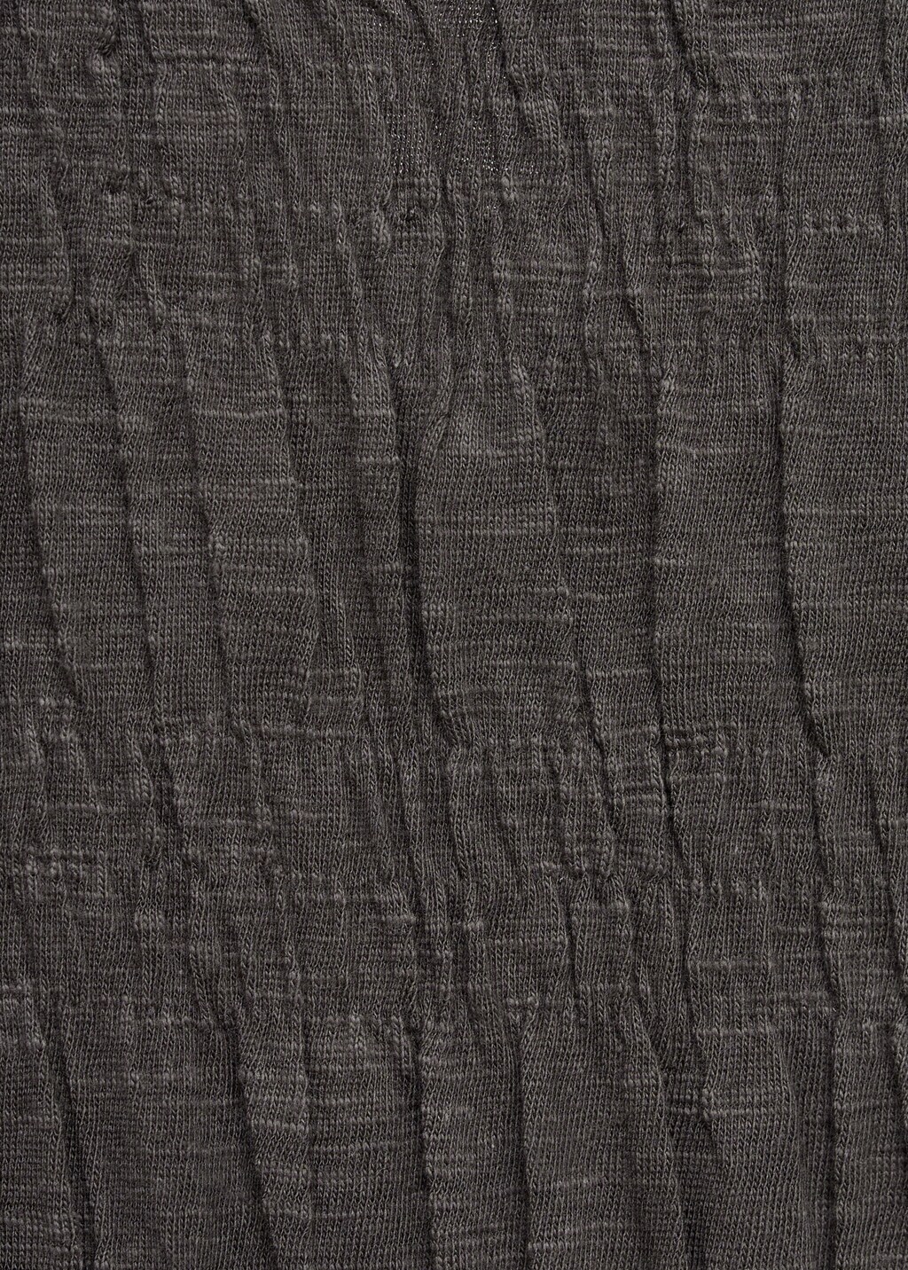 Long-sleeved t-shirt with ruffles