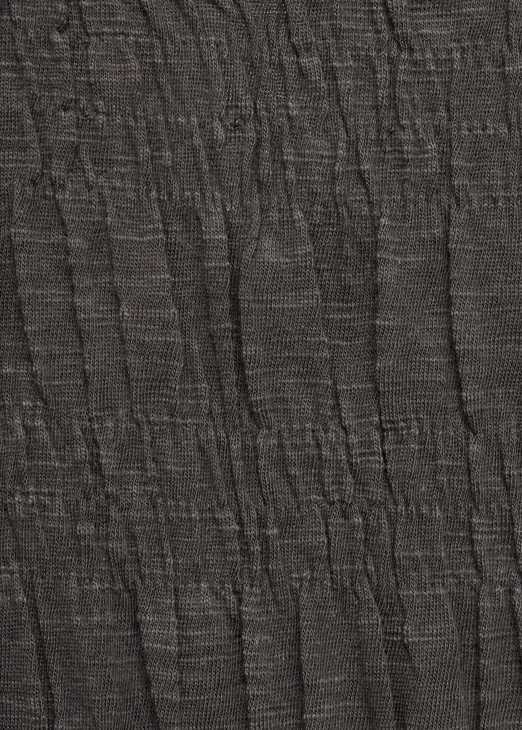 Long-sleeved t-shirt with ruffles