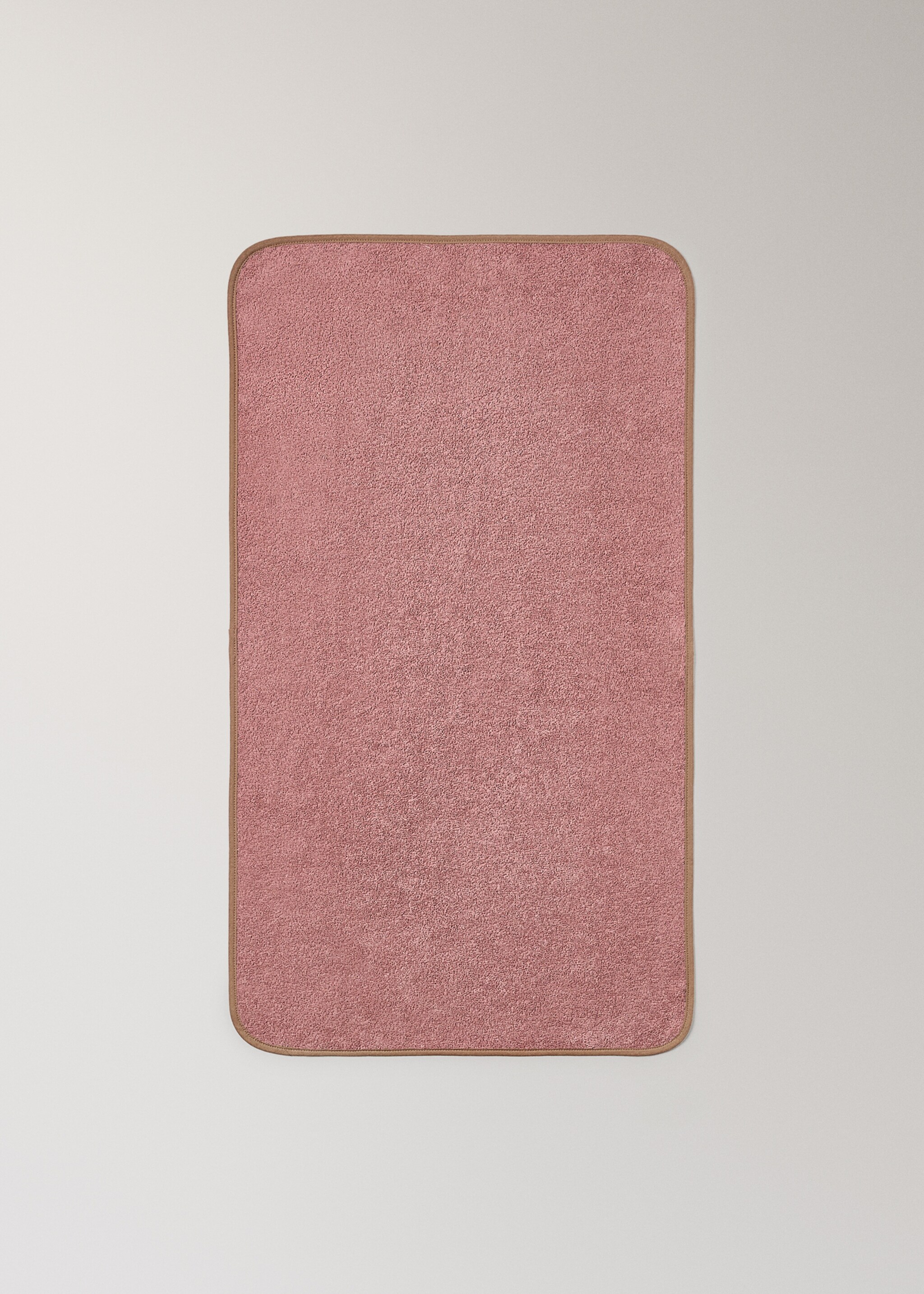 Cotton washbasin towel with contrasting trim - Details of the article 4, Pink. Ref: 17045170-00.