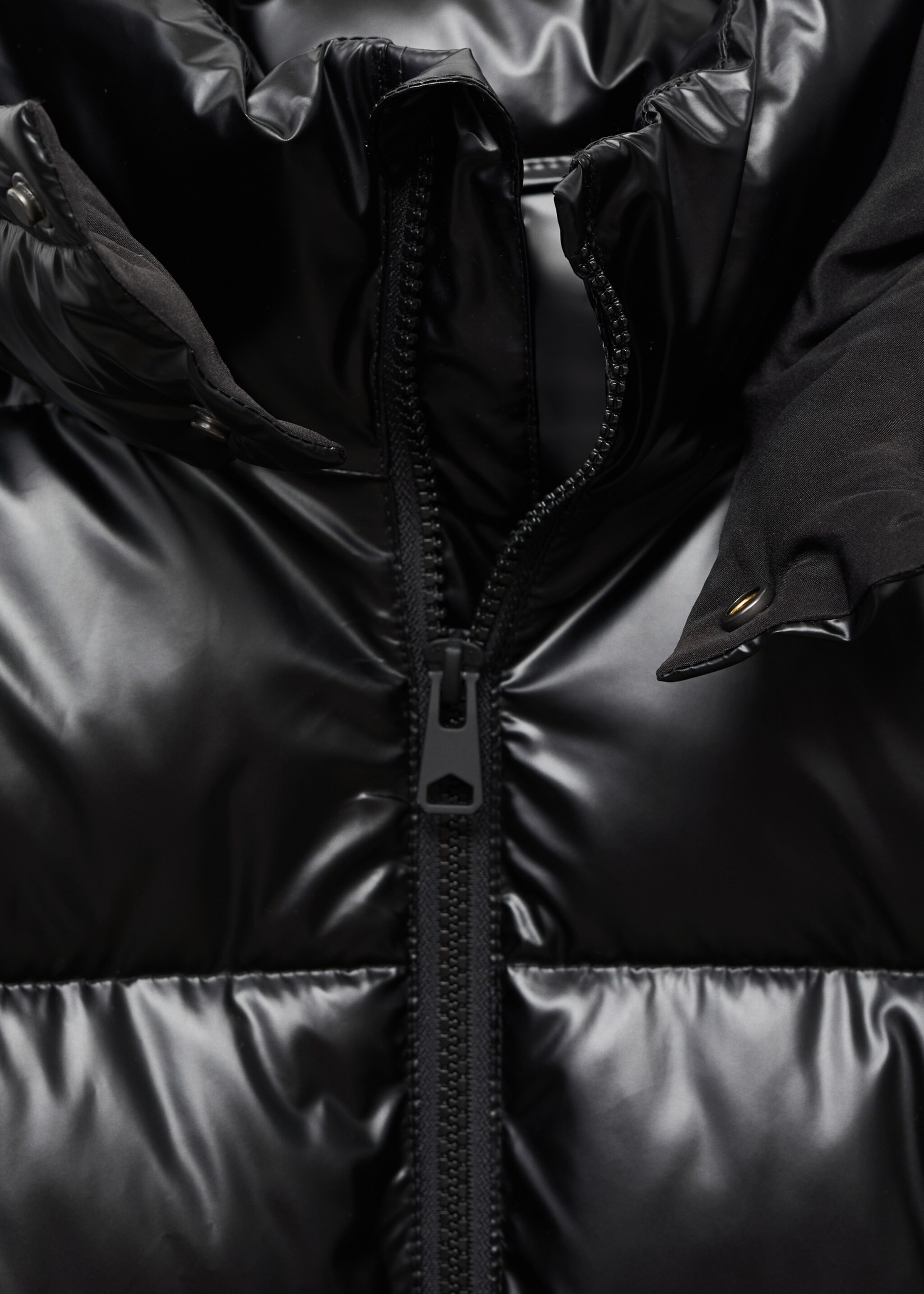 Anorak ali2b - Details of the article 8, Black. Ref: 17045785-00.