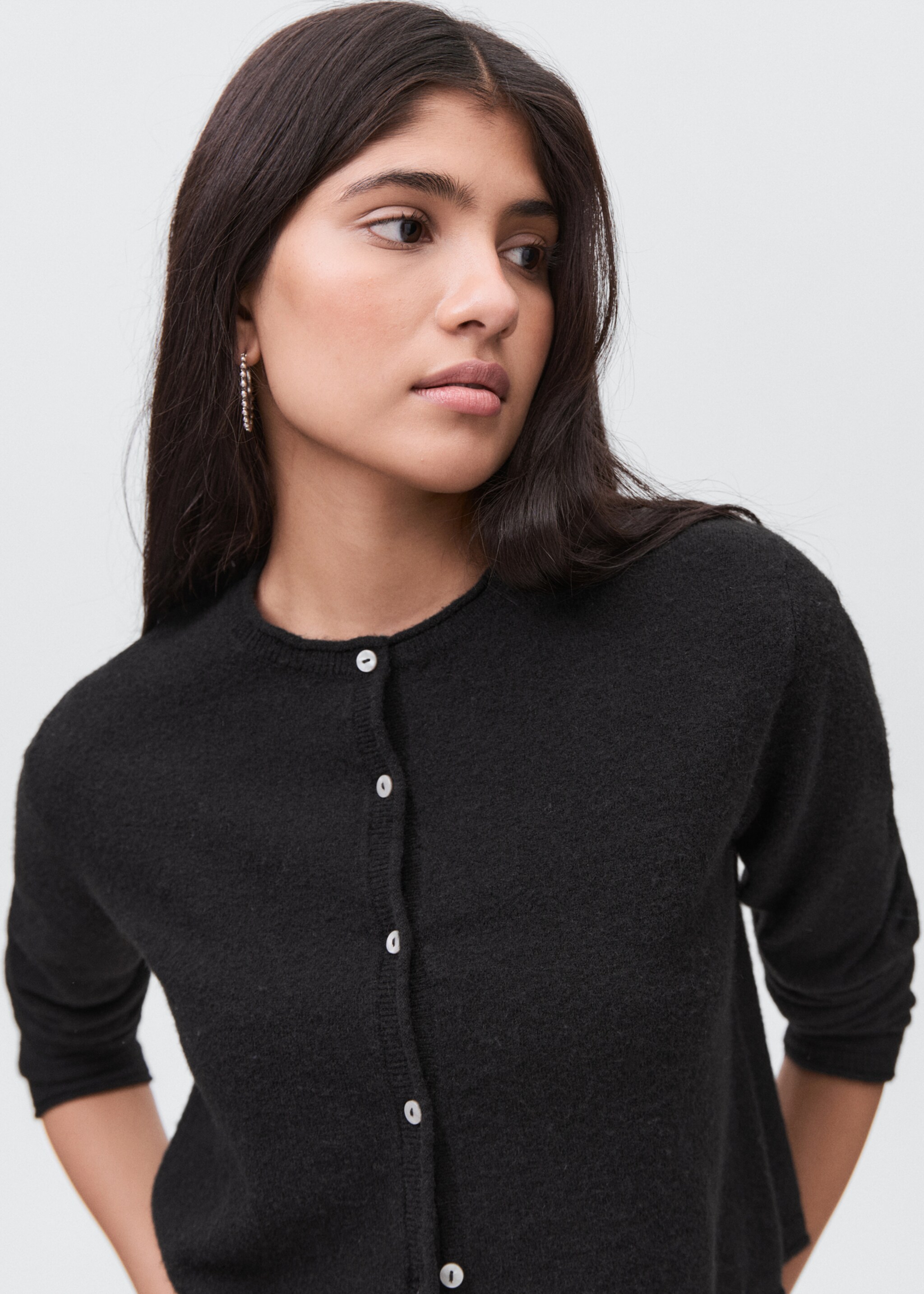 Knitted button cardigan - Details of the article 1, Black. Ref: 17045790-00.