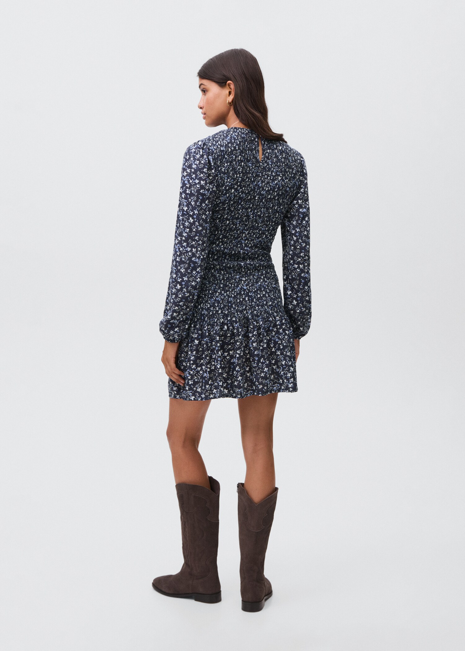 Ruffled floral dress - Reverse of the article