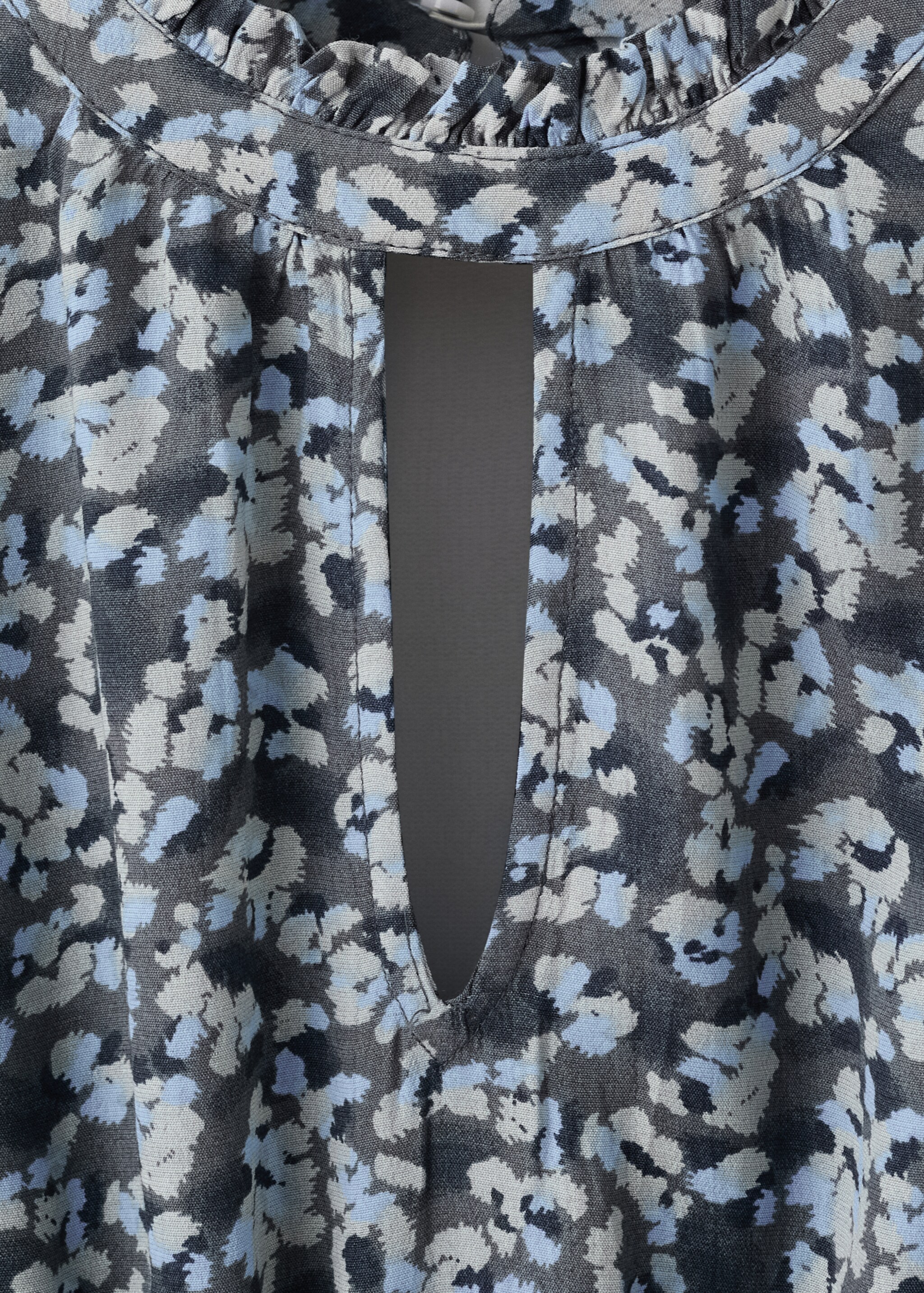 Vestit fluid estampat - Detall de l'article 8, Gris antracita. Ref: 17045794-00.