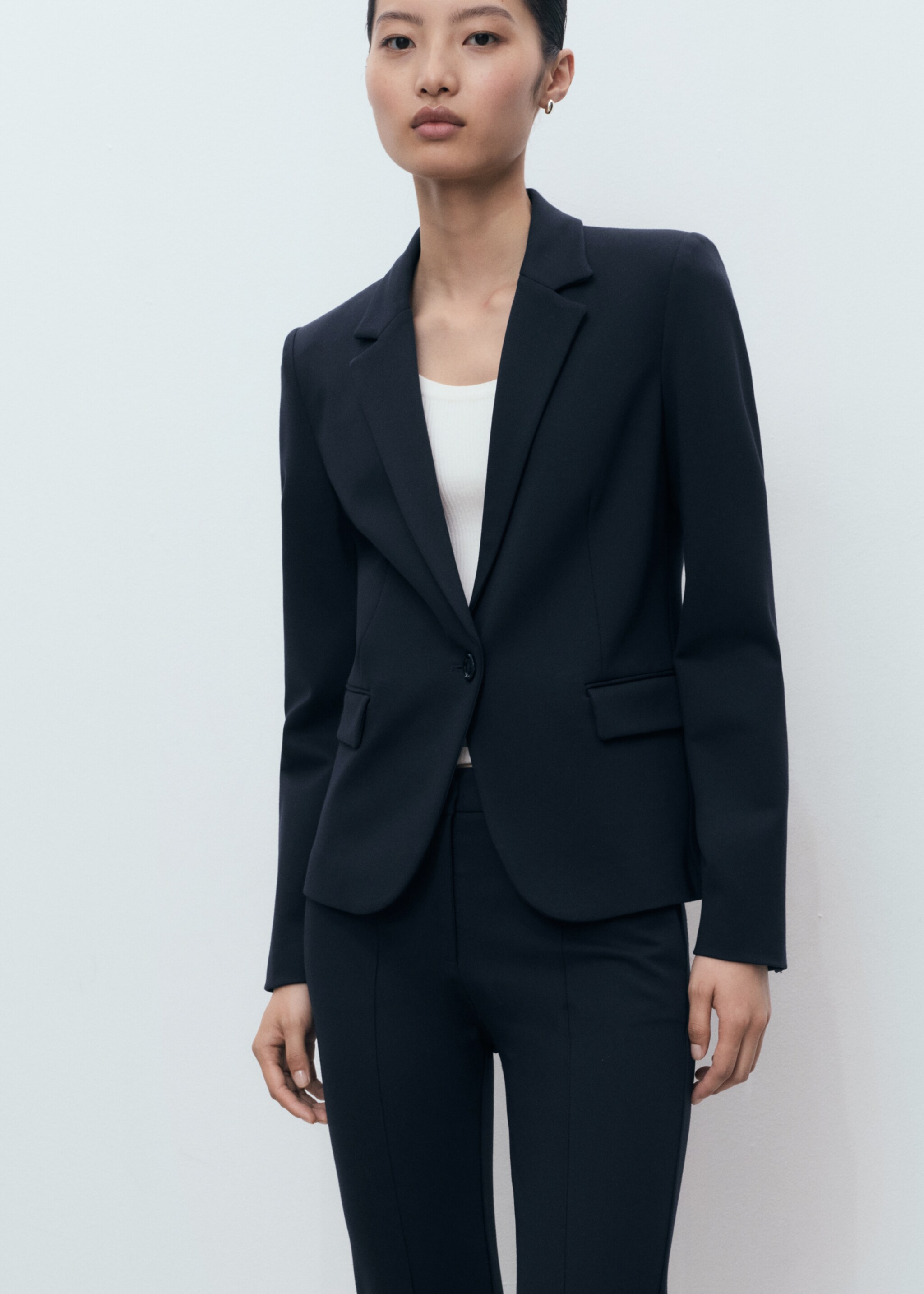 Straight mid-rise trousers - Details of the article 1, Dark Navy. Ref: 17045807-00.