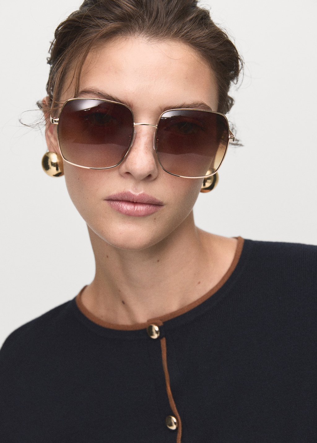 Cardigan with cuff opening