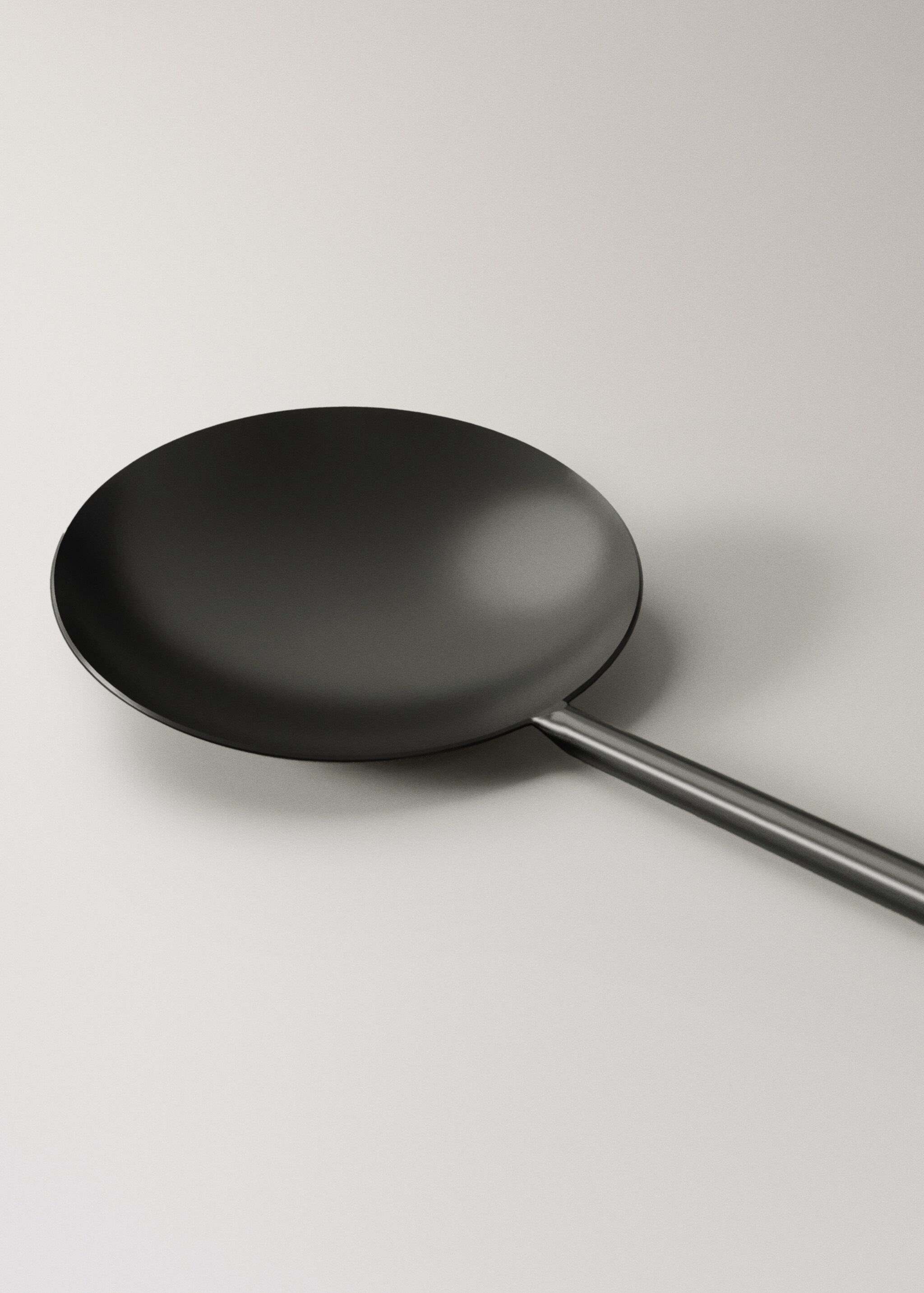 2-piece matte stainless steel serving set - Details of the article 2, Black. Ref: 17045811-00.