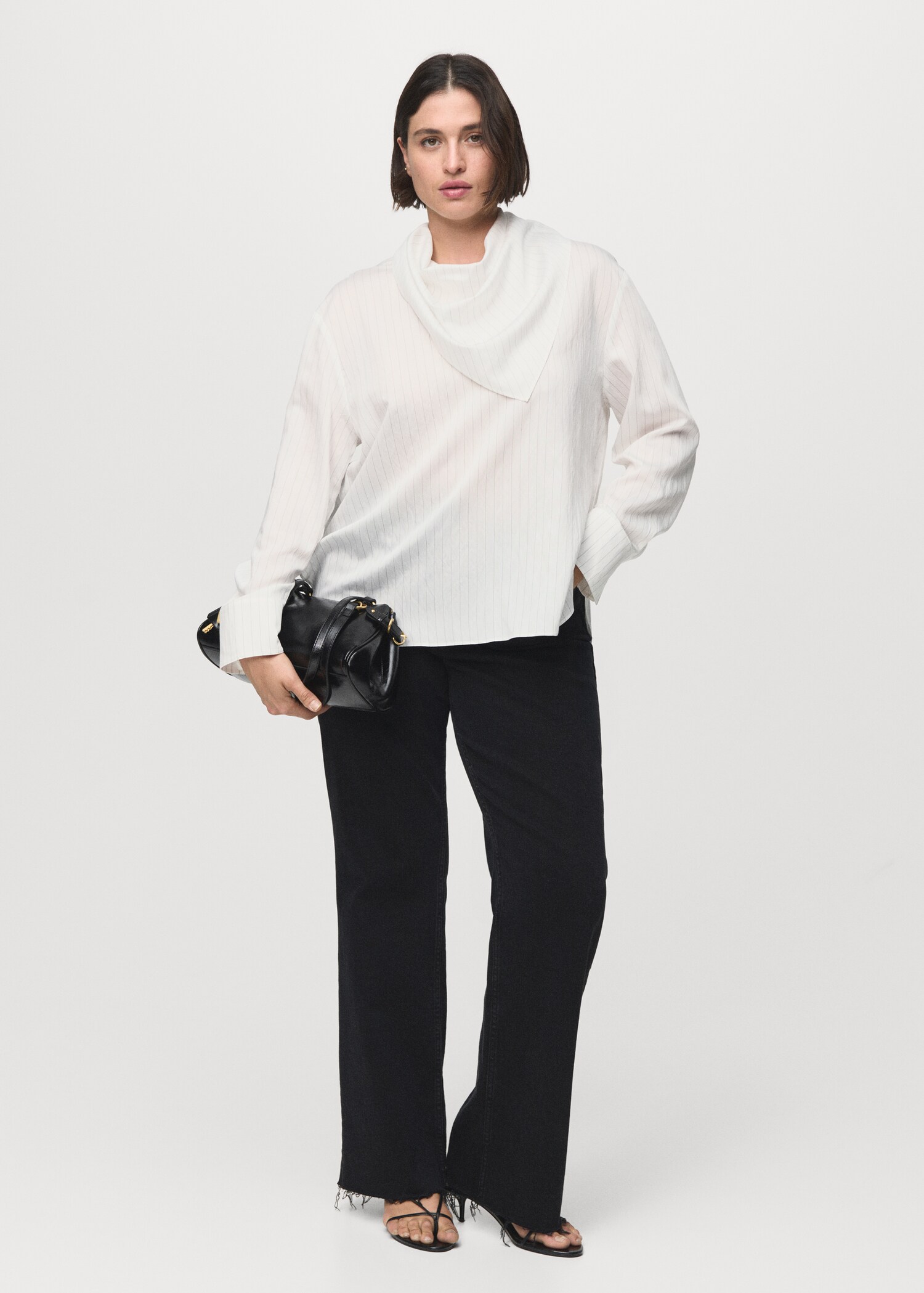Striped handkerchief blouse - Details of the article 3