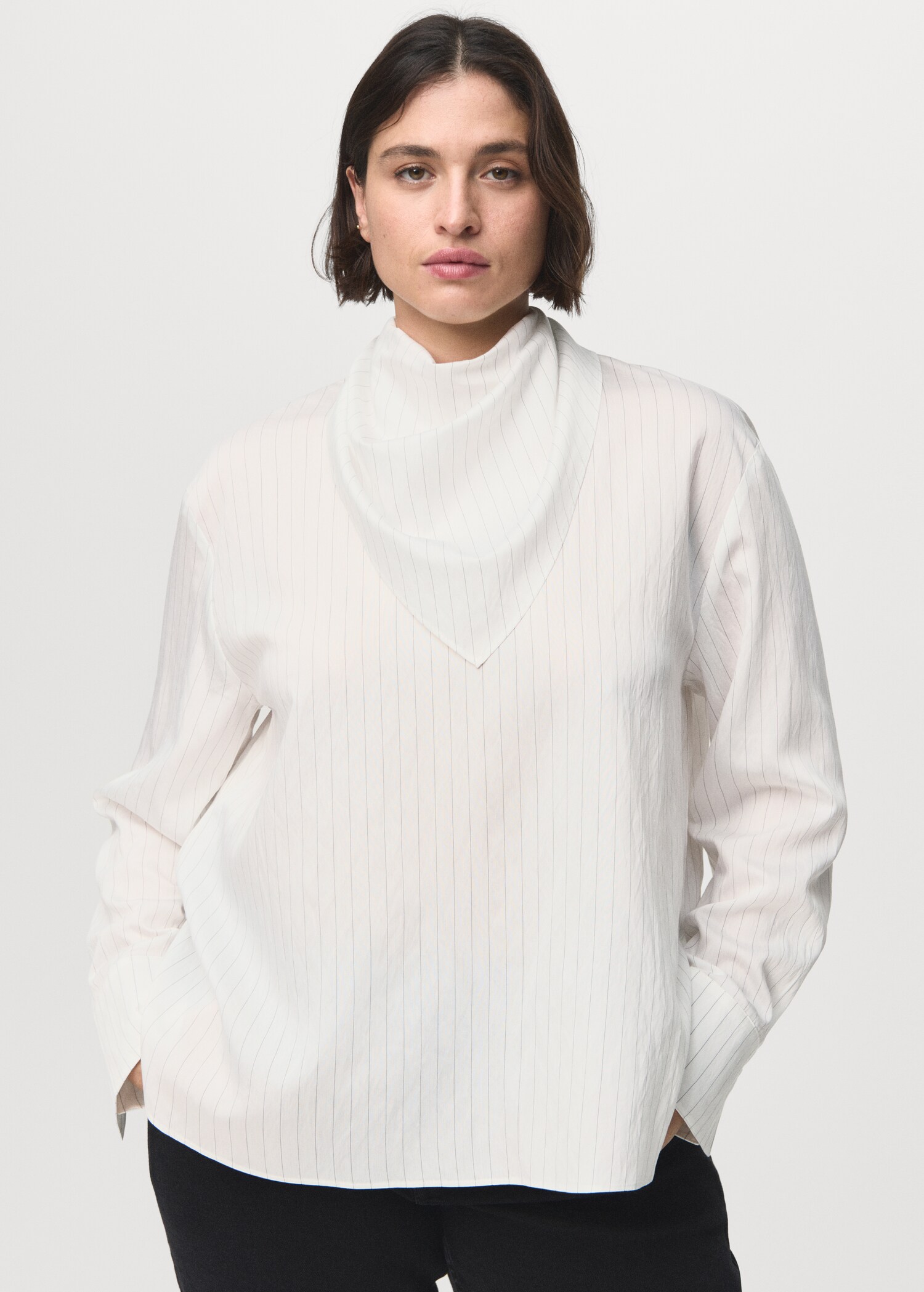 Striped handkerchief blouse - Details of the article 5