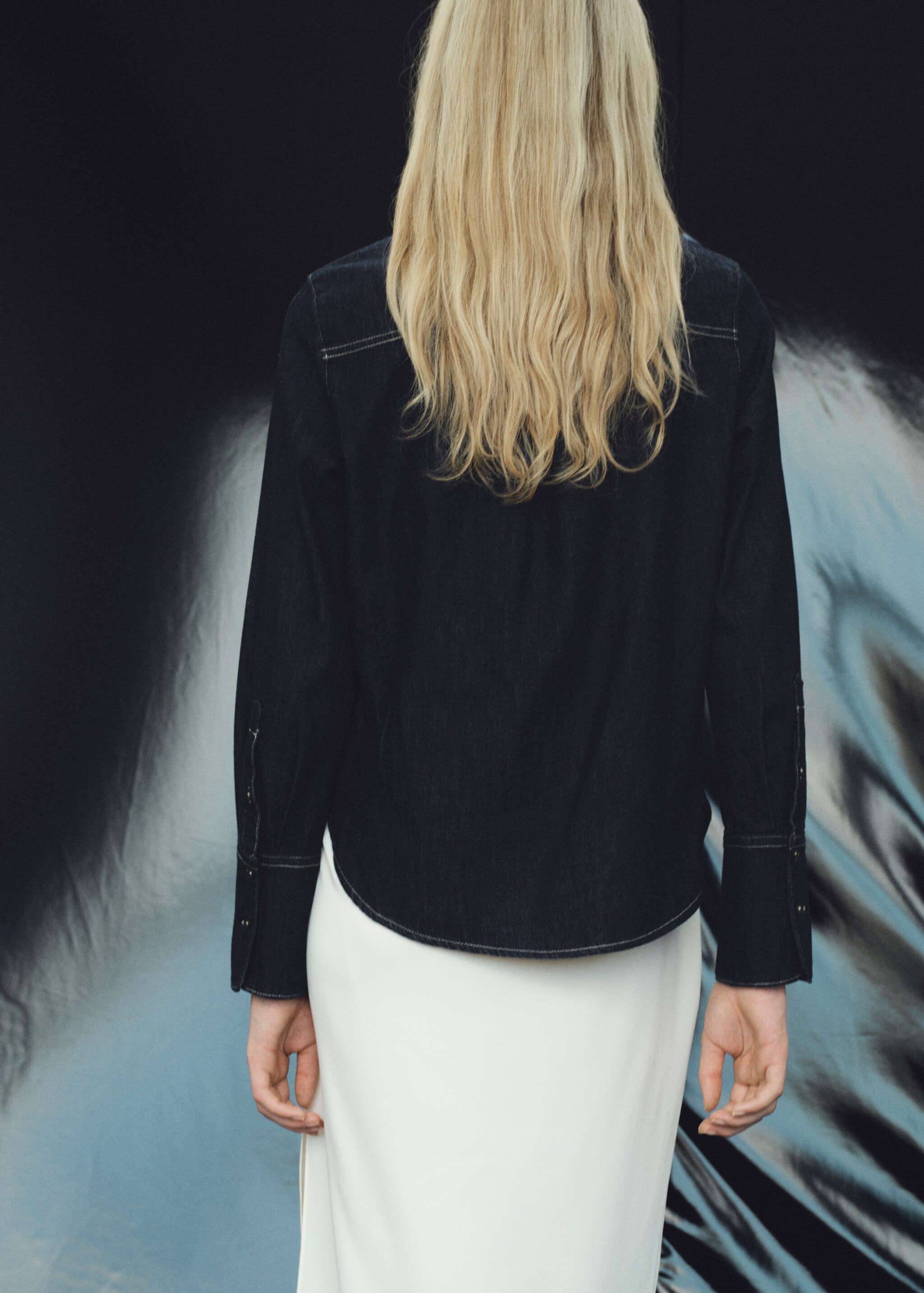 Denim shirt with seams - Reverse of the article, Open Blue. Ref: 17045815-00.
