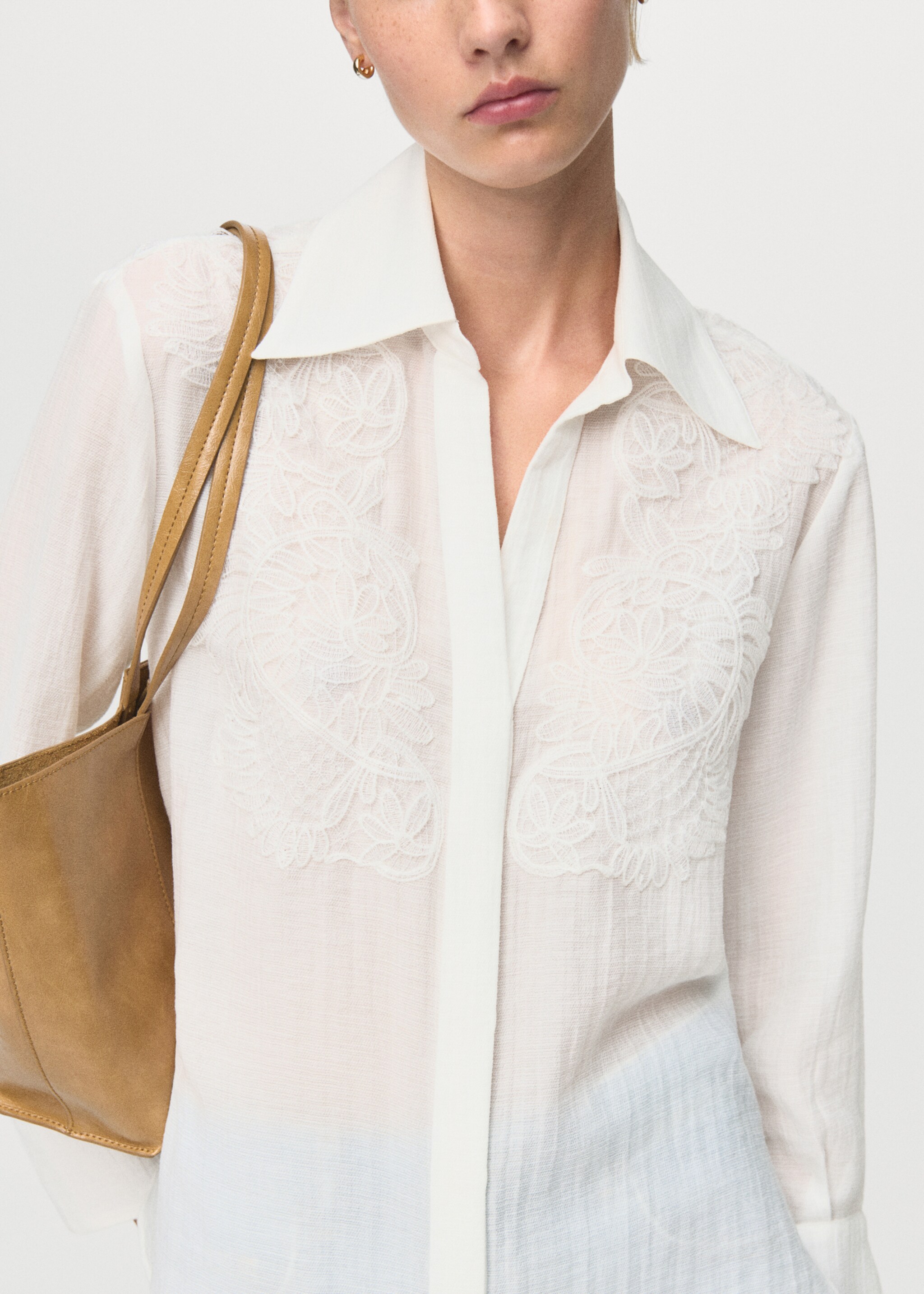 Lyocell shirt with patches - Details of the article 2, Off White. Ref: 17045816-00.
