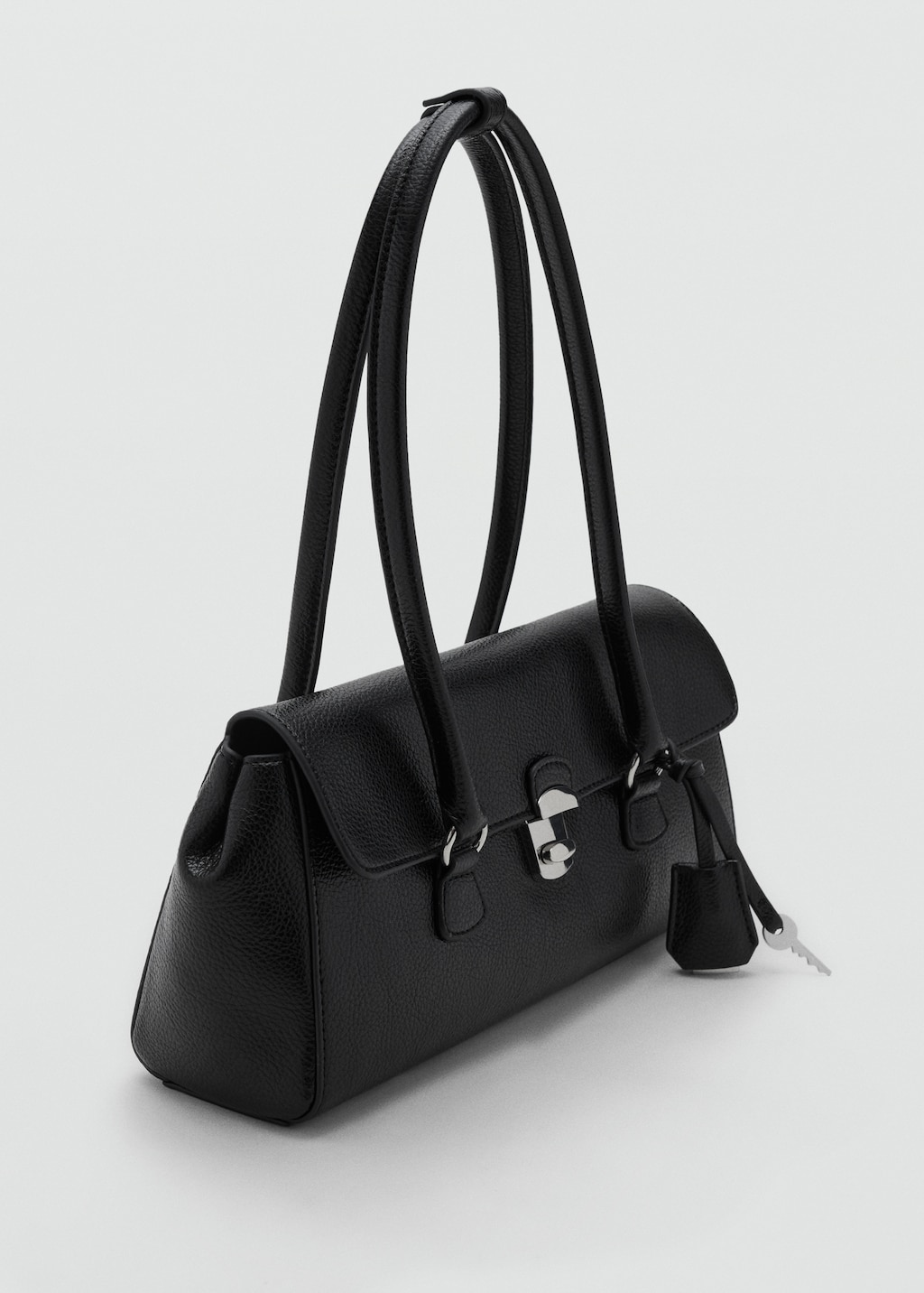 City shoulder bag with flap