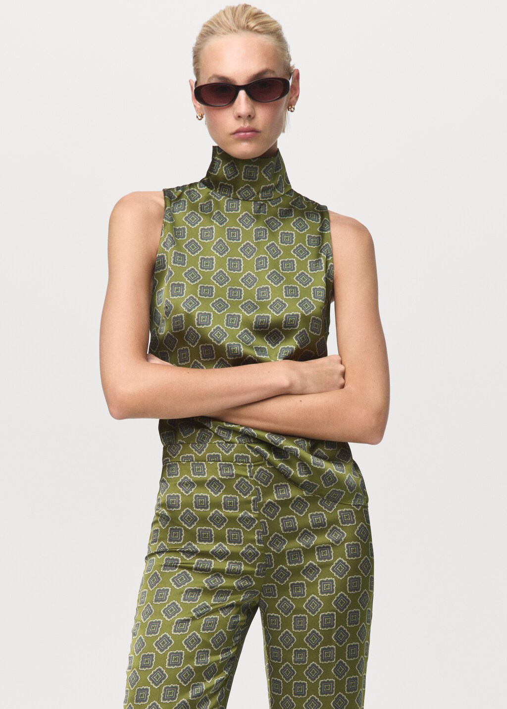 Geometric-print satin pants - image 4